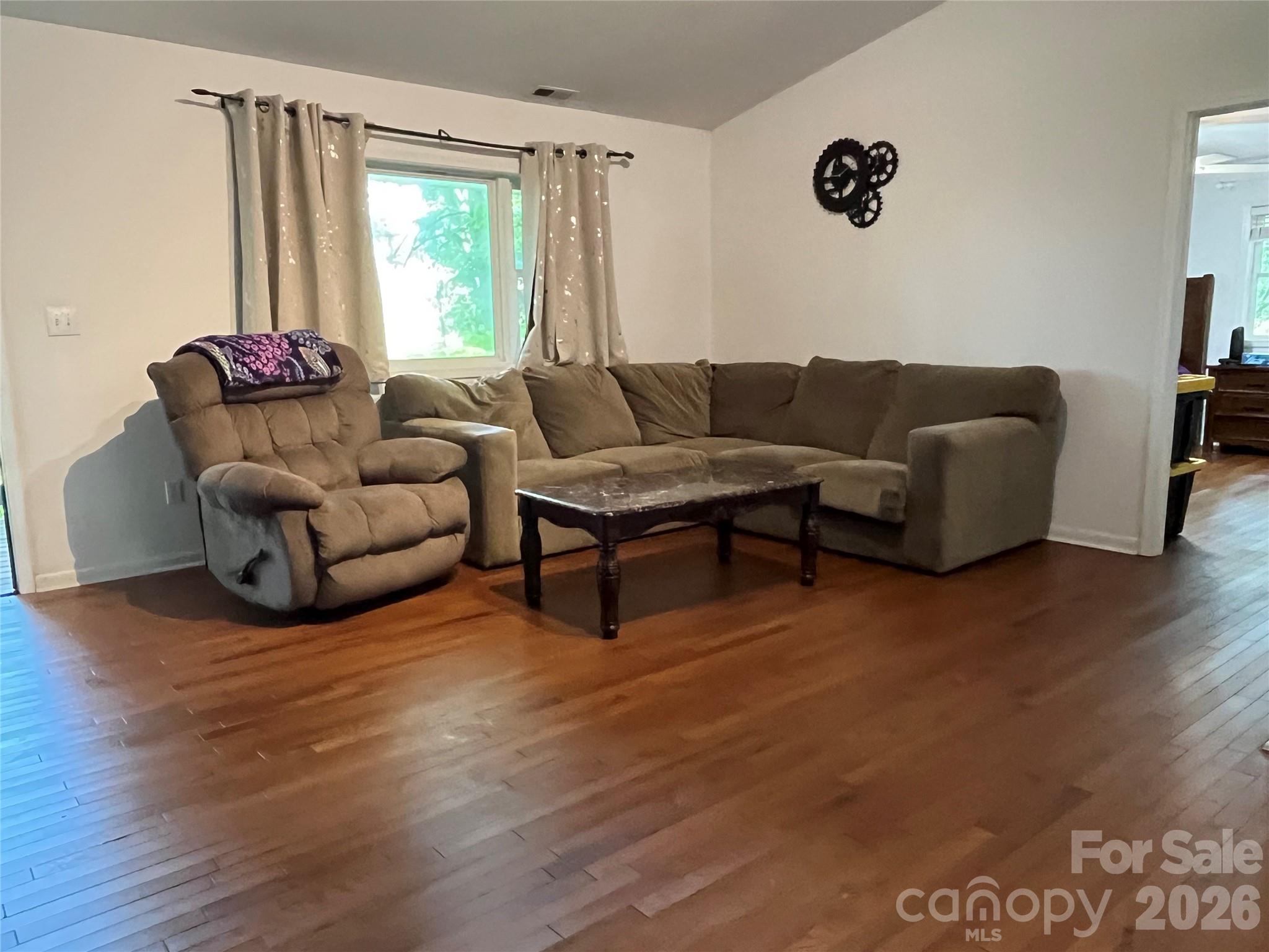 115 Knoll Ridge Lane — Waynesville