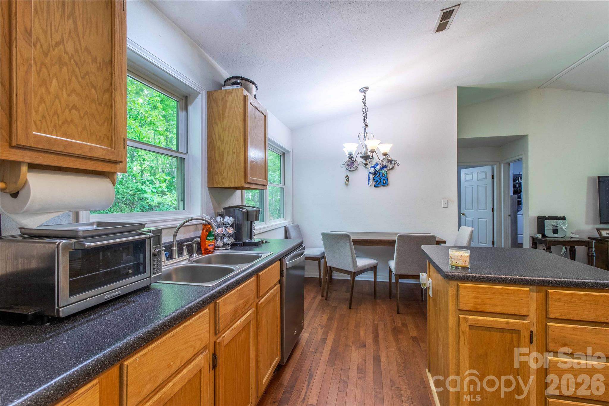 115 Knoll Ridge Lane — Waynesville