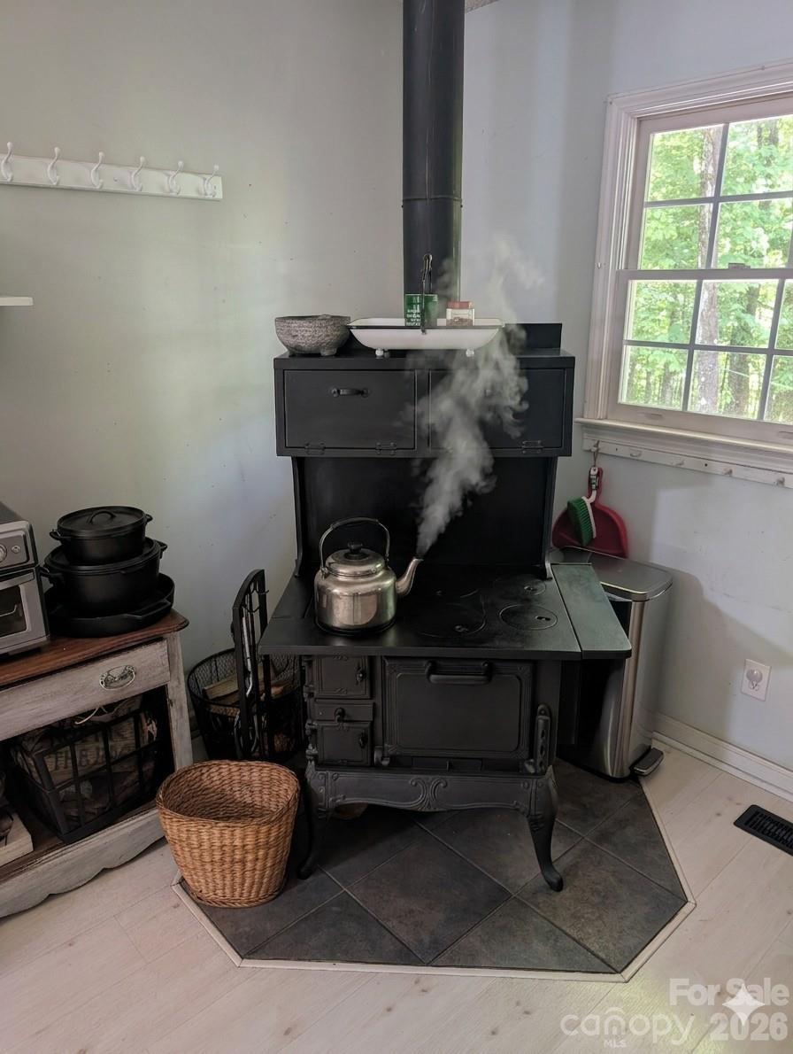 140 Elijah Hall Road — Black Mountain