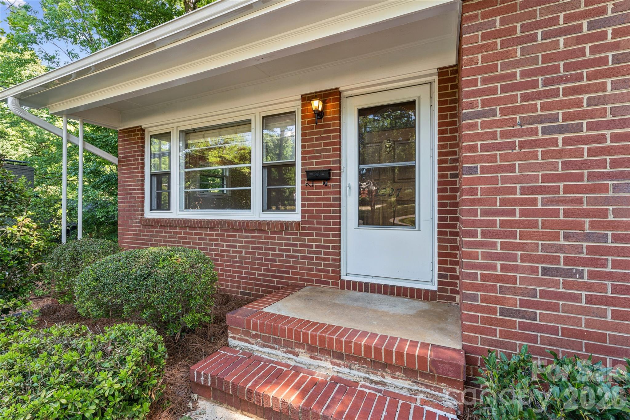 2227 Wensley Drive — Charlotte