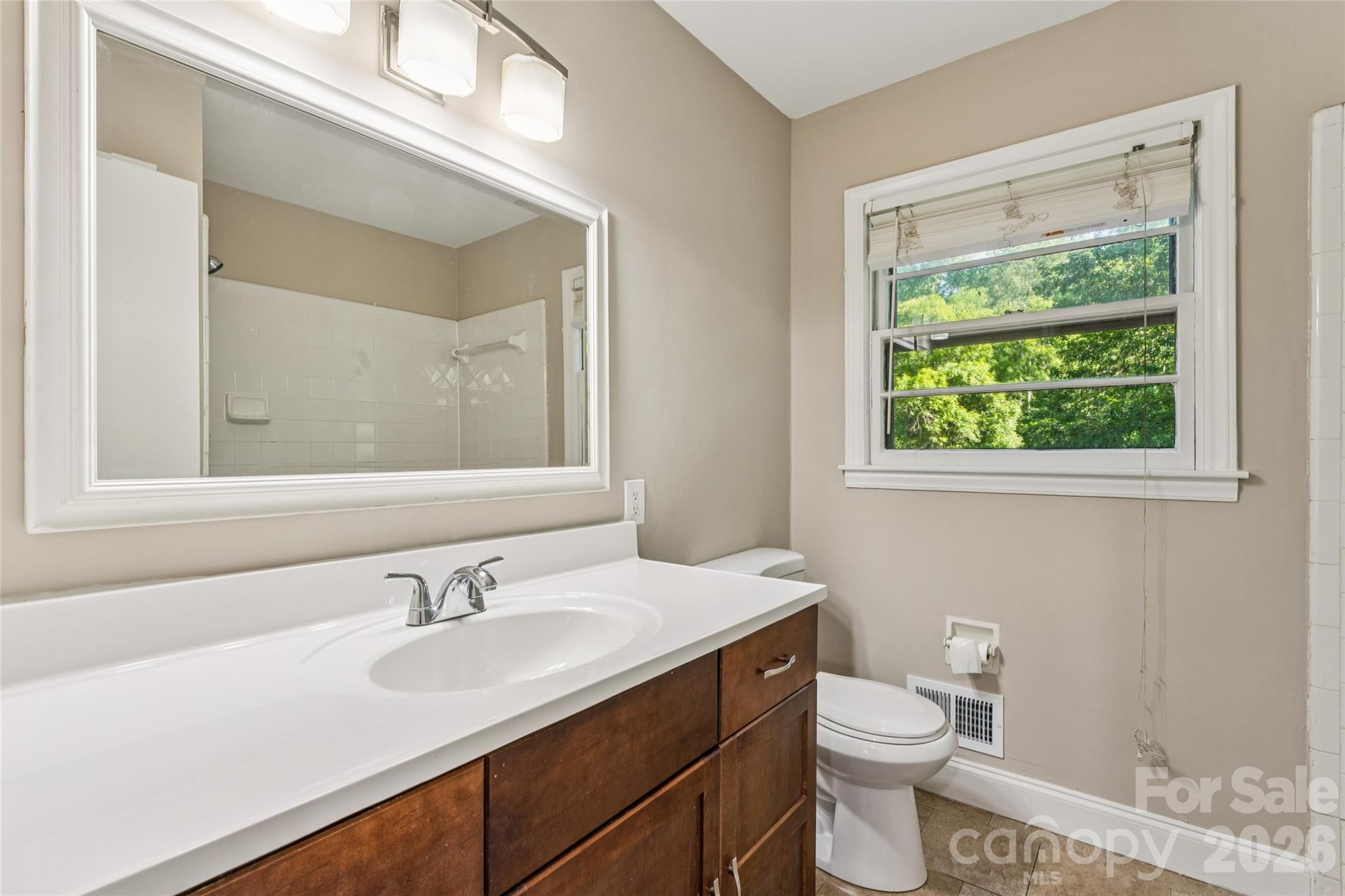2227 Wensley Drive — Charlotte