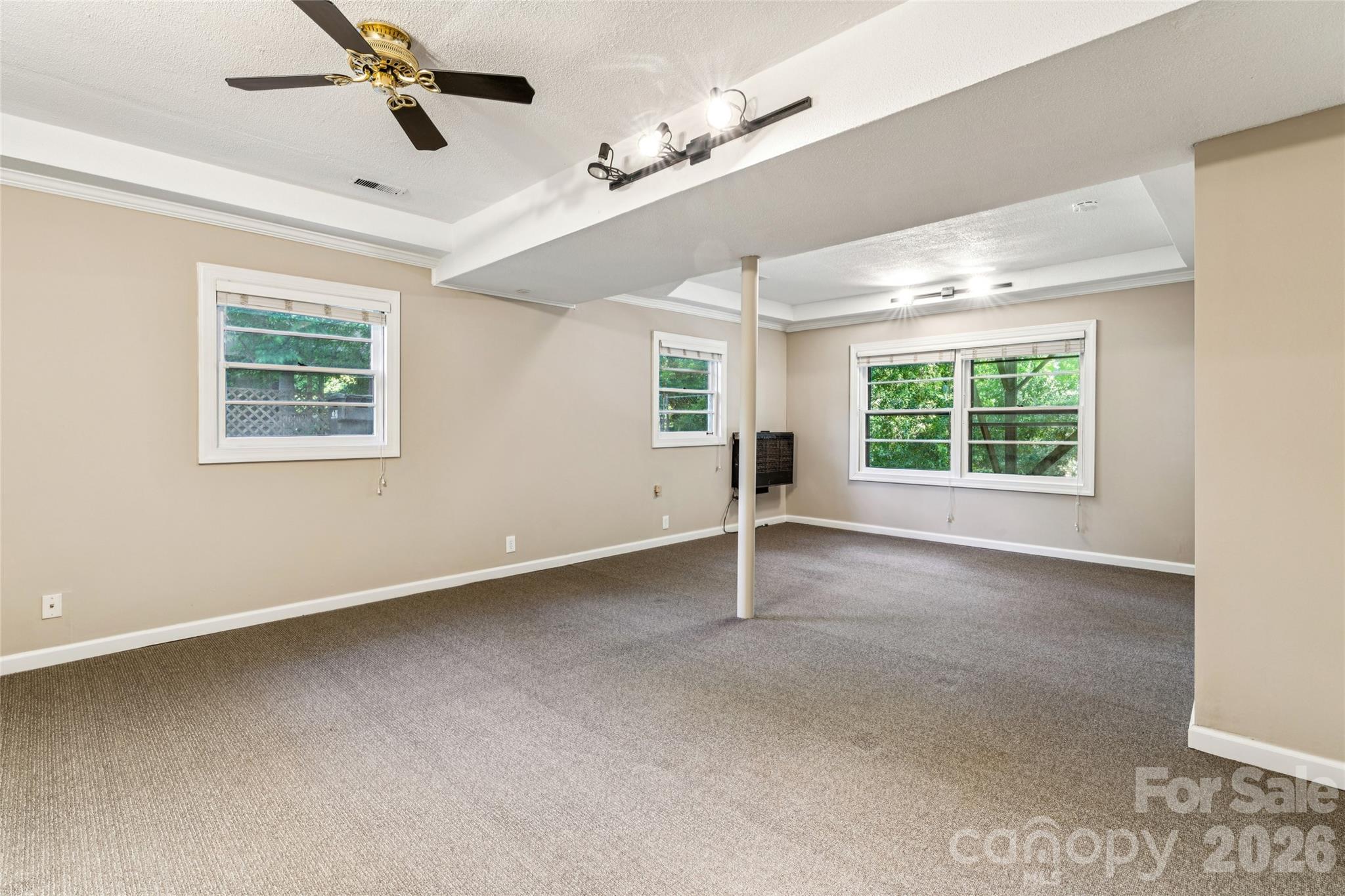 2227 Wensley Drive — Charlotte