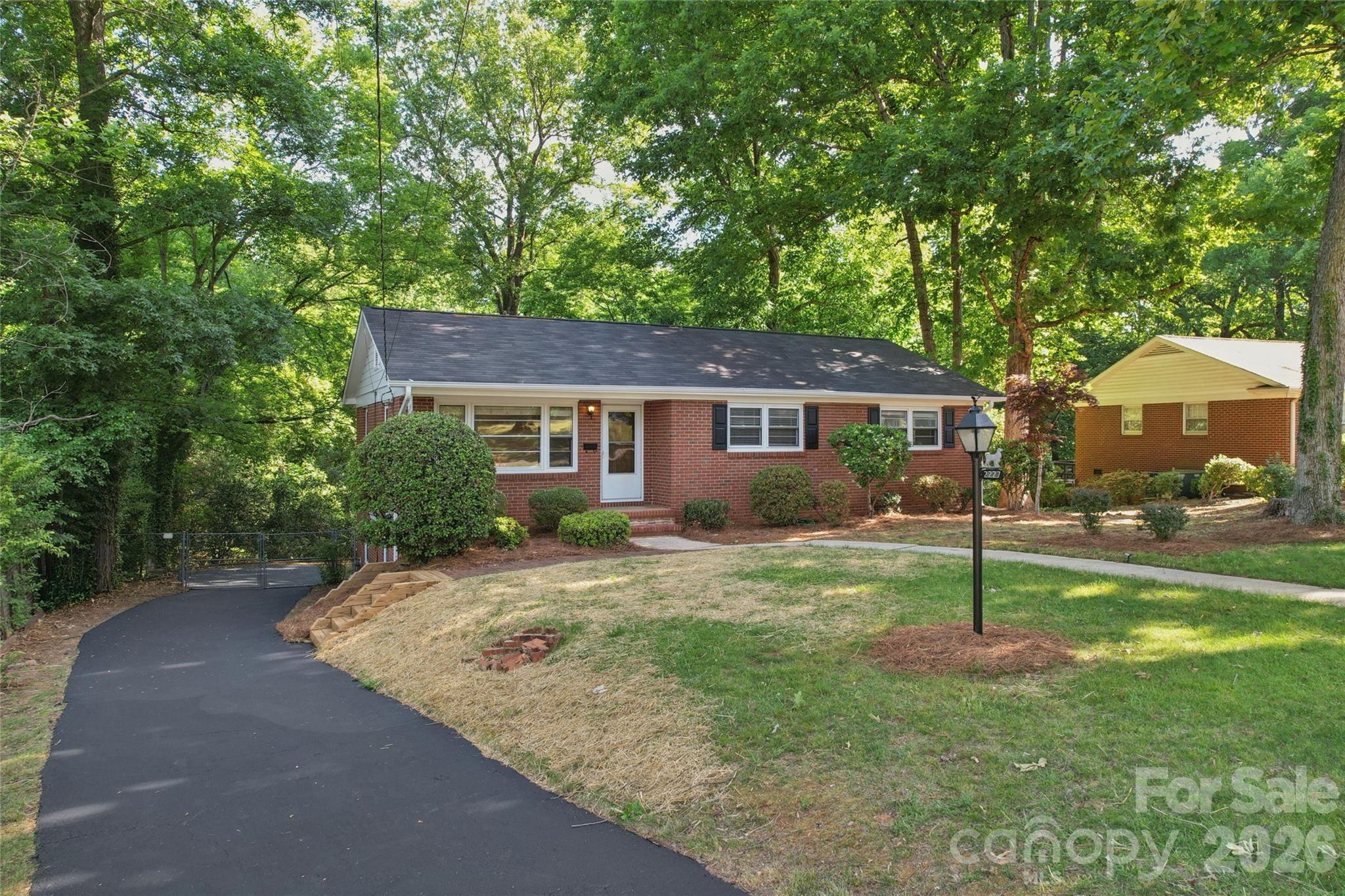 2227 Wensley Drive — Charlotte