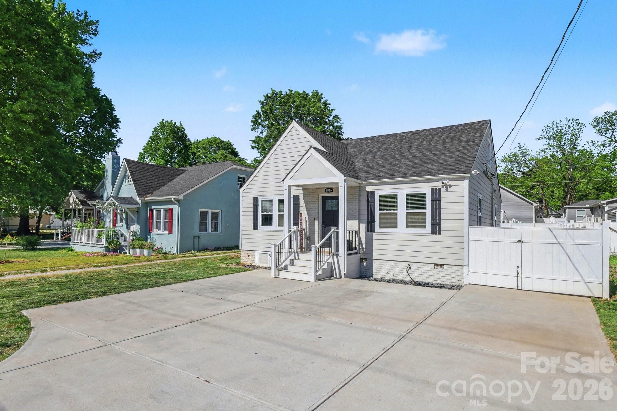 3816 Freedom Drive — Charlotte