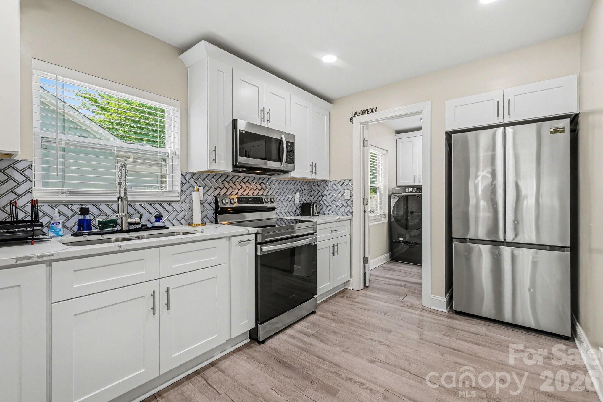 3816 Freedom Drive — Charlotte