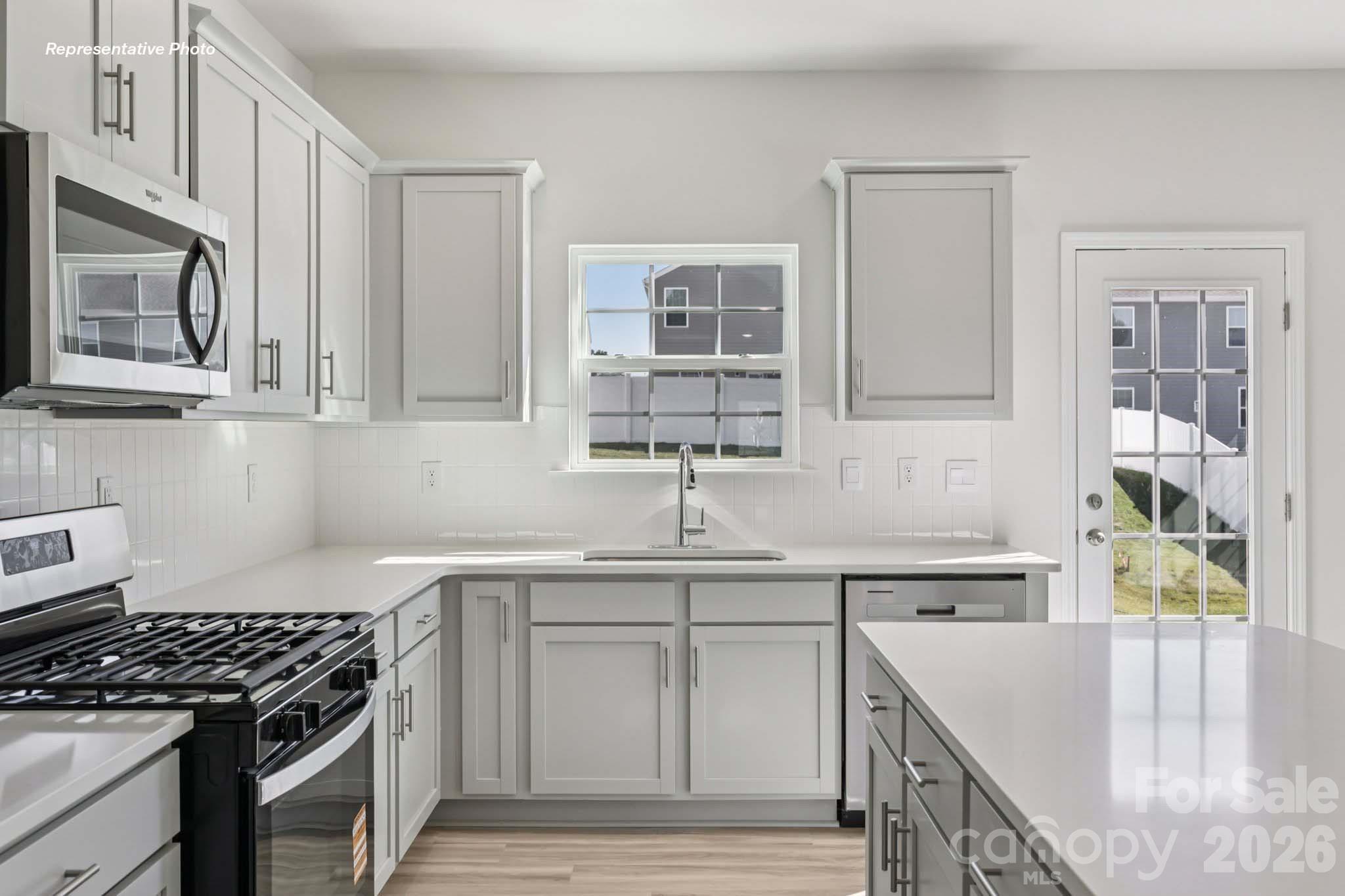 588 17th Avenue Court NE — Hickory