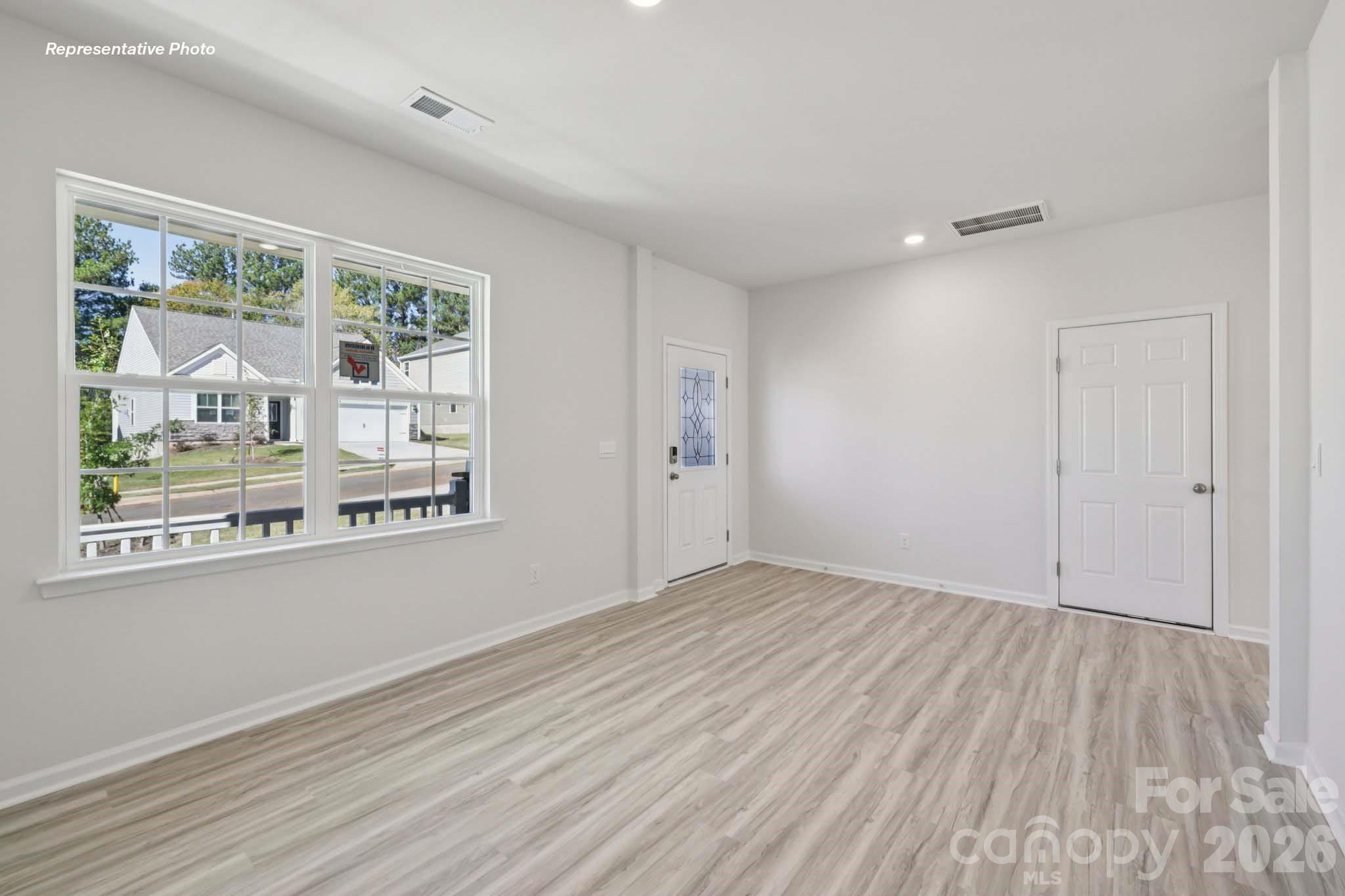 588 17th Avenue Court NE — Hickory