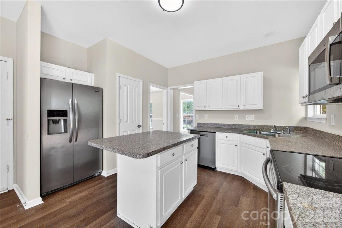 10303 Madison Park Drive — Charlotte