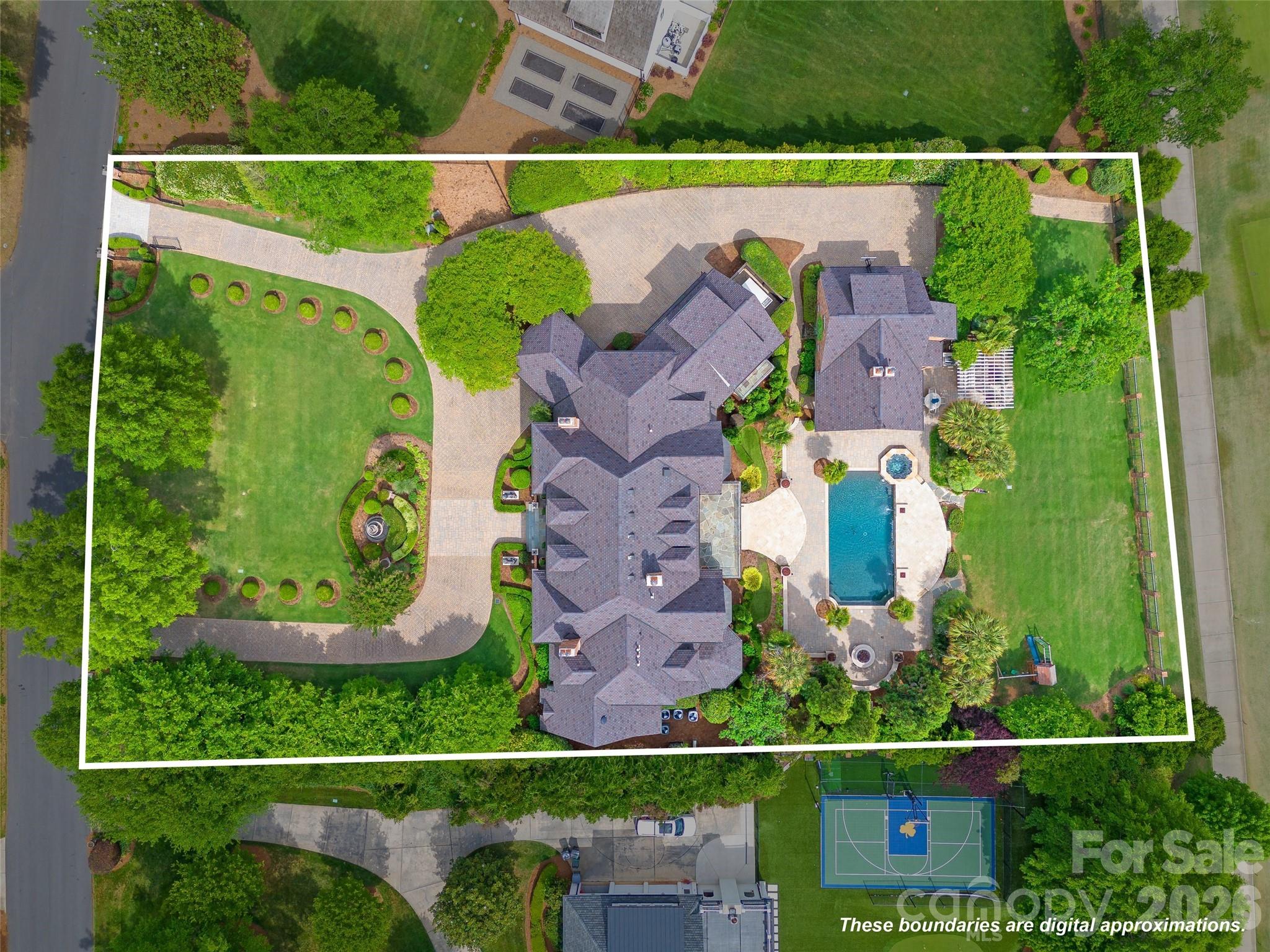 4536 Parview Drive N — Charlotte