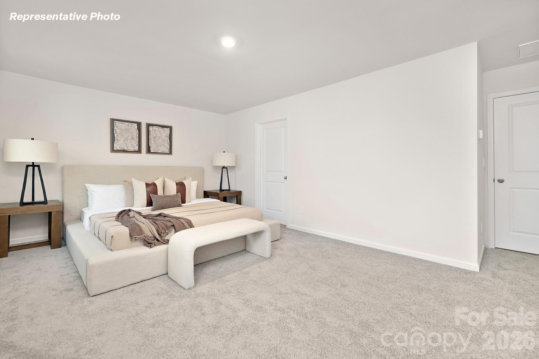 2118 10th Street SE — Hickory