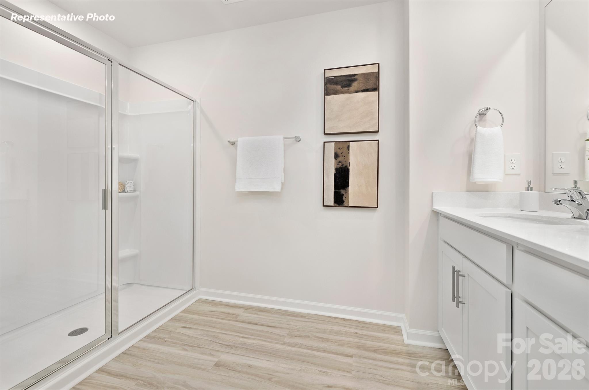 2118 10th Street SE — Hickory