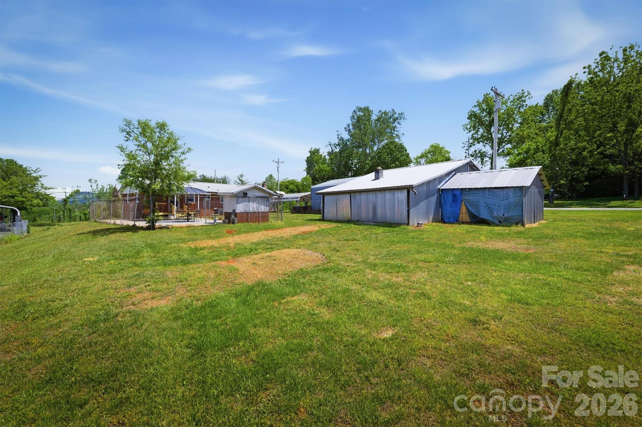 930 Enola Road — Morganton