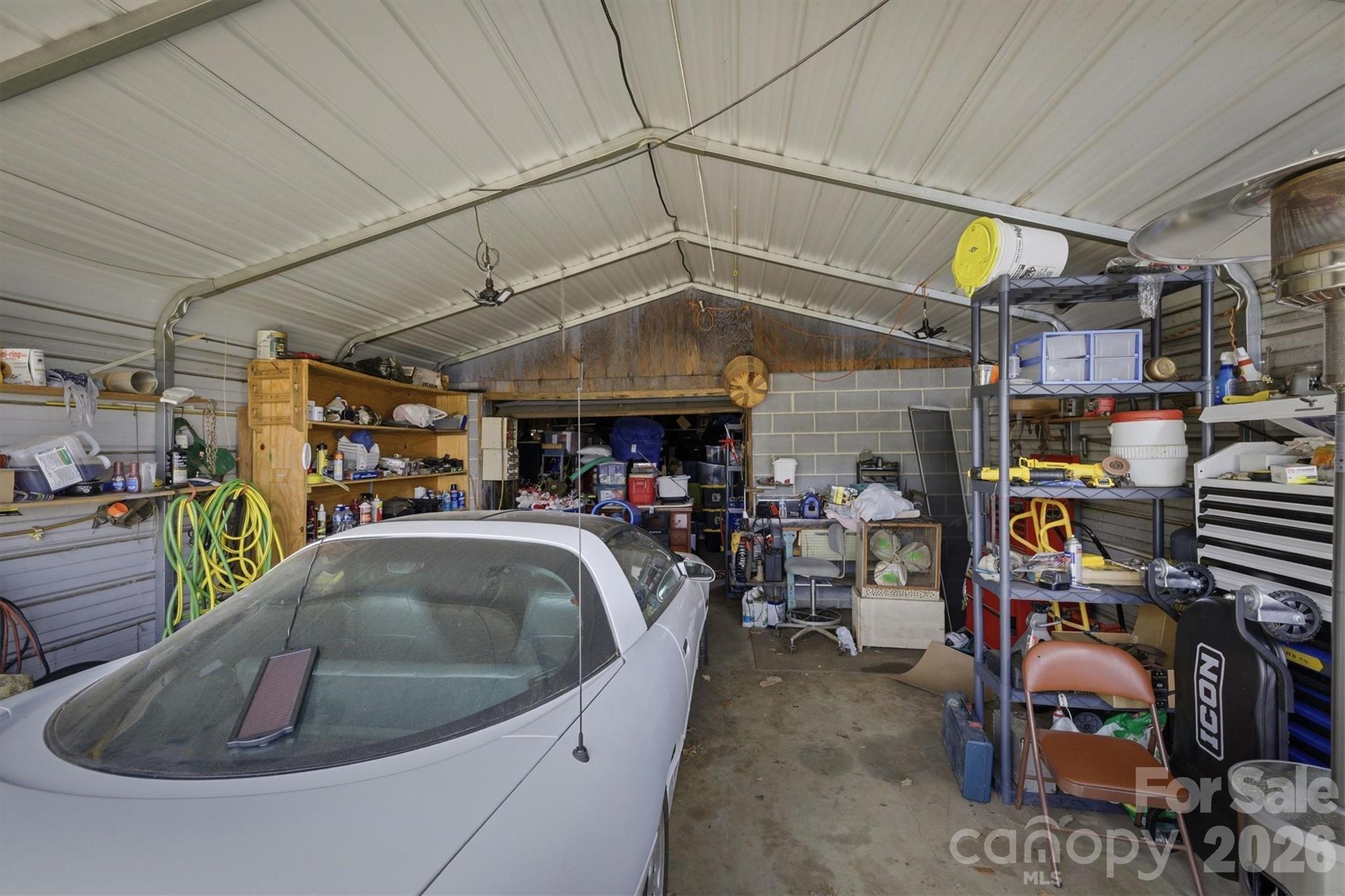 930 Enola Road — Morganton