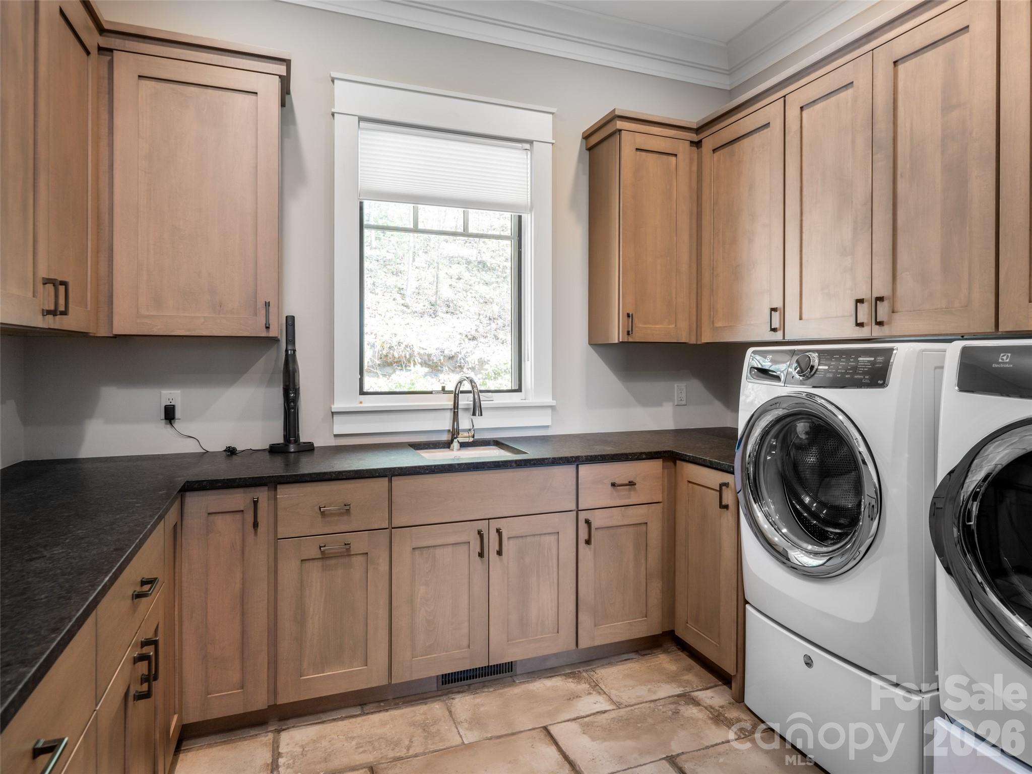32 Timberwolf Court — Asheville