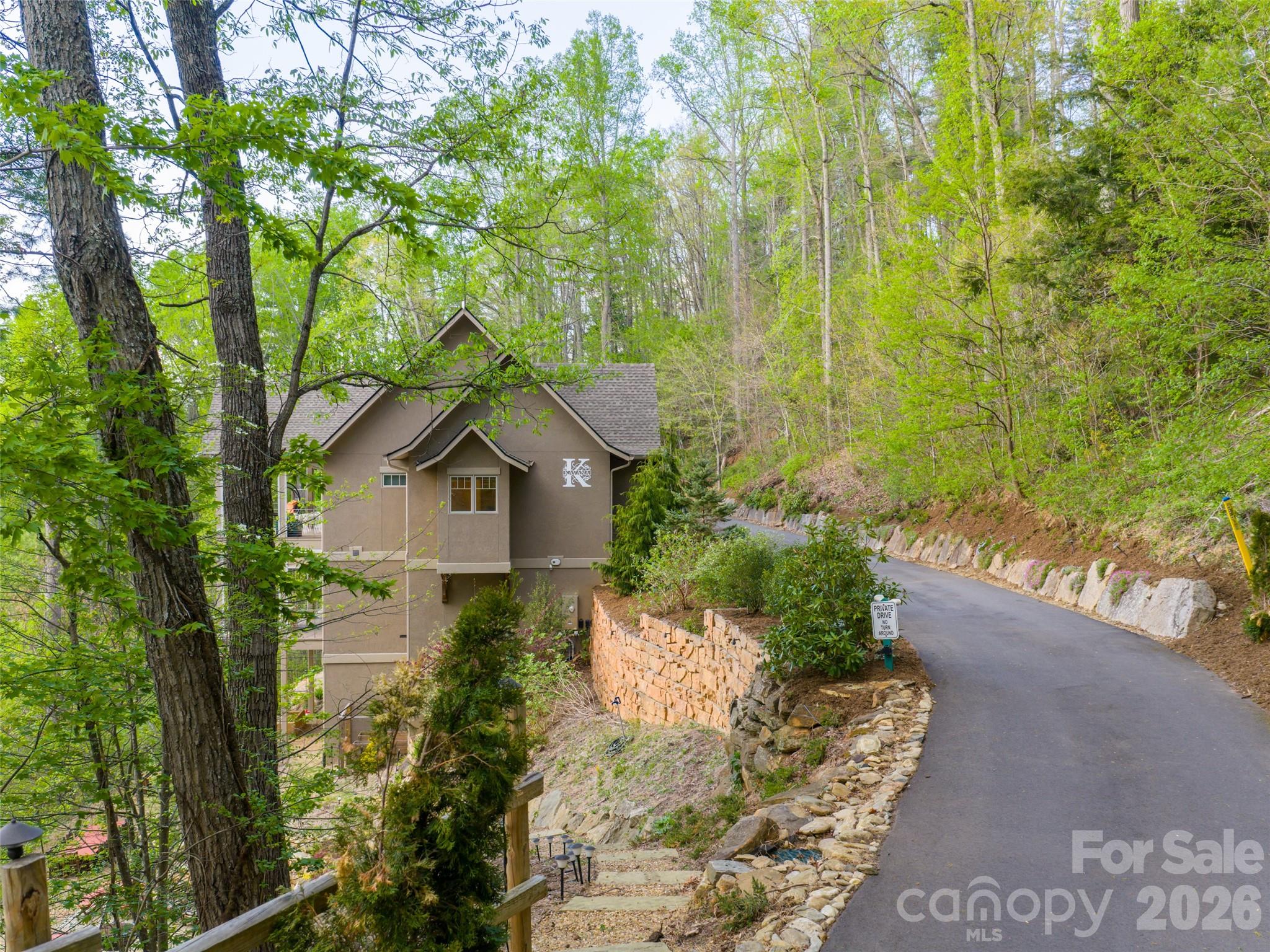 32 Timberwolf Court — Asheville