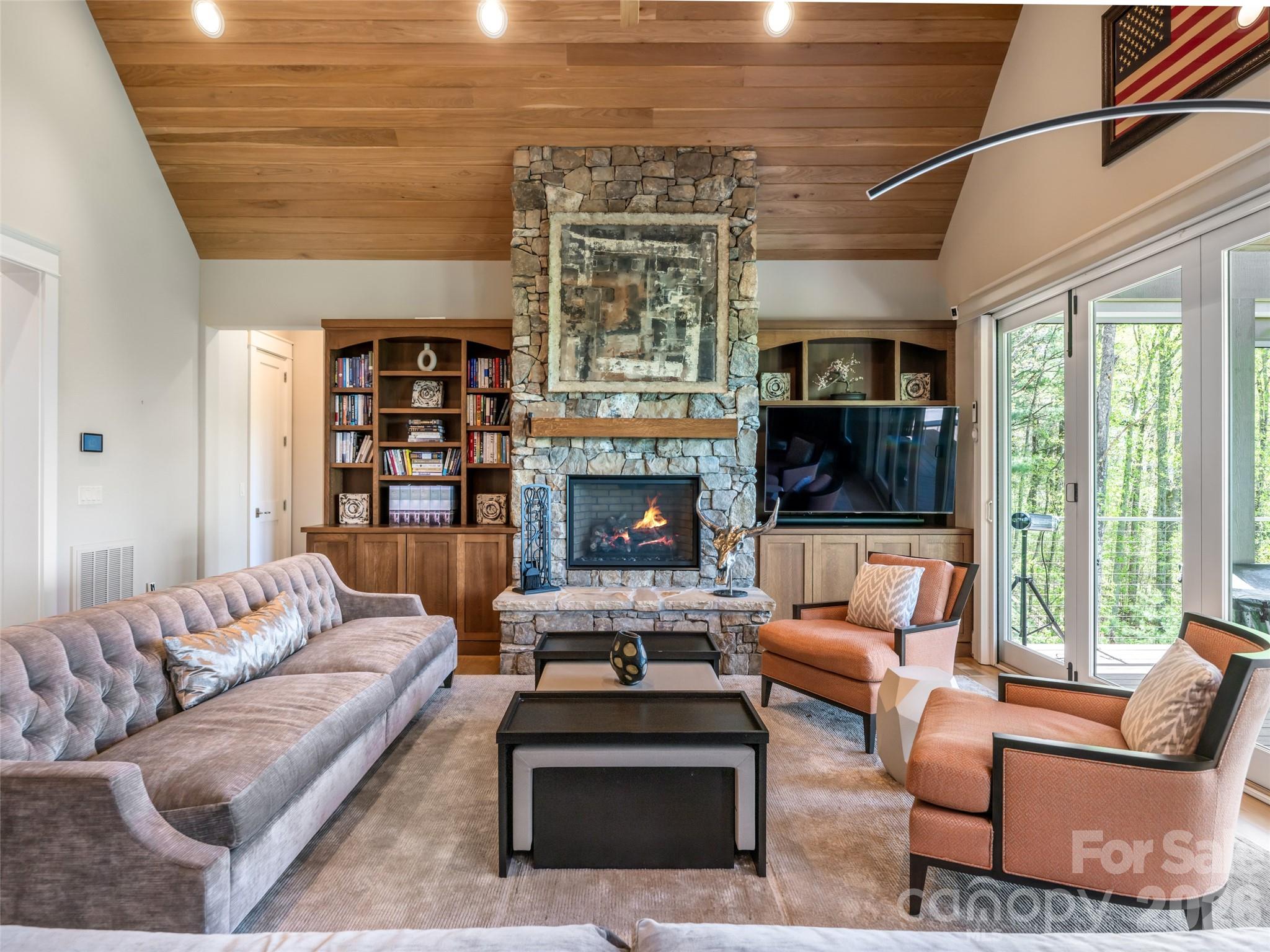 32 Timberwolf Court — Asheville