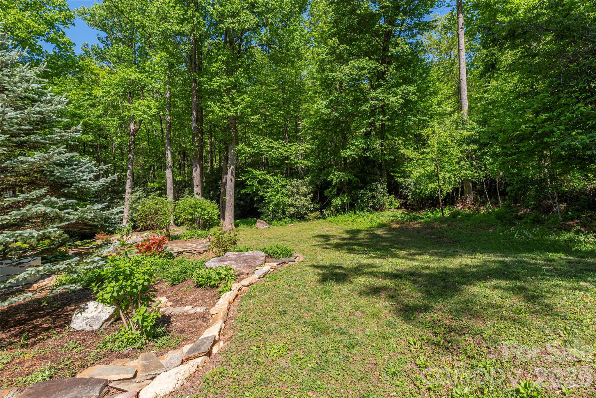 5 Crooked Tree Lane — Black Mountain