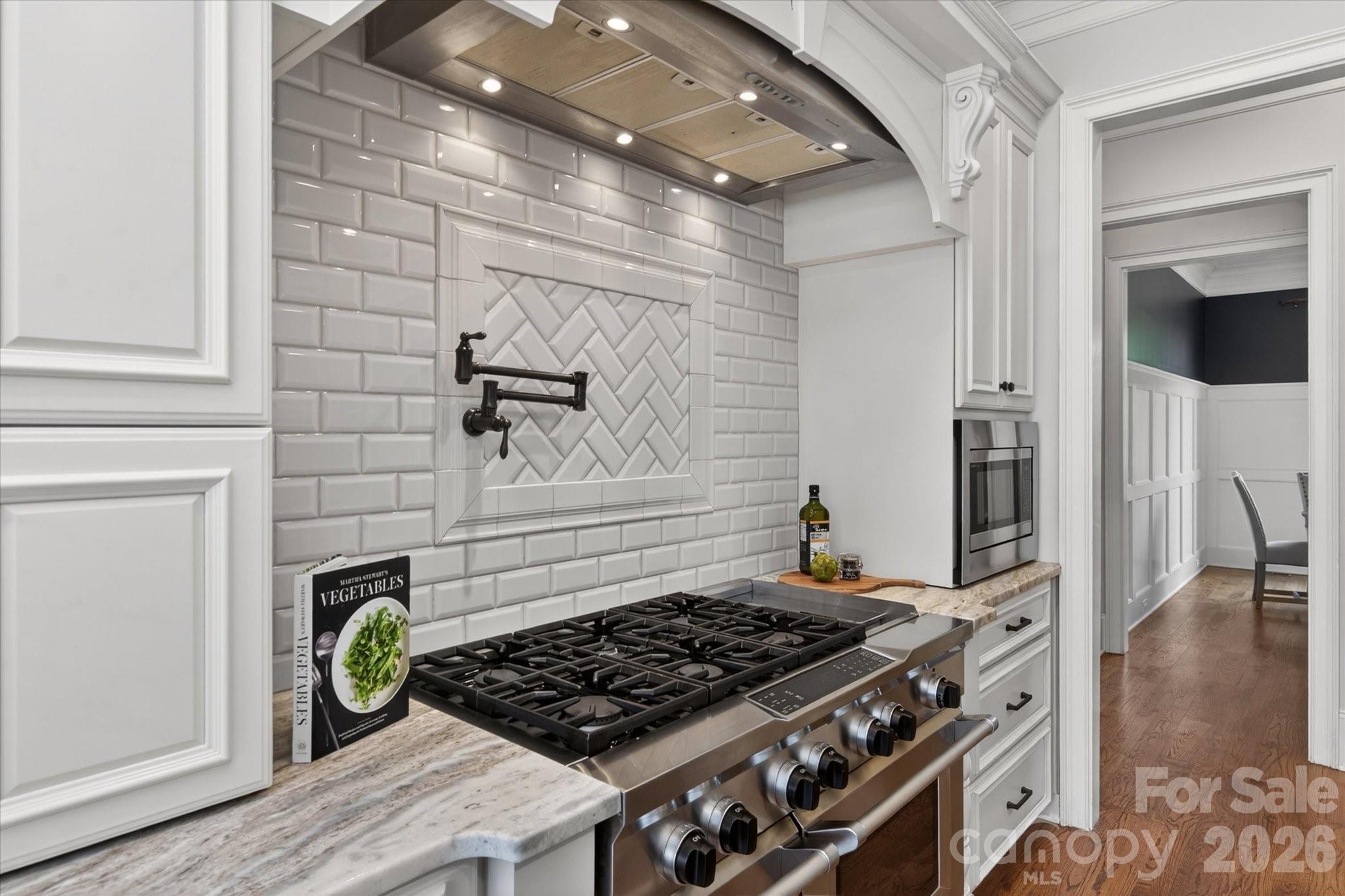 1304 Lookout Circle — Waxhaw