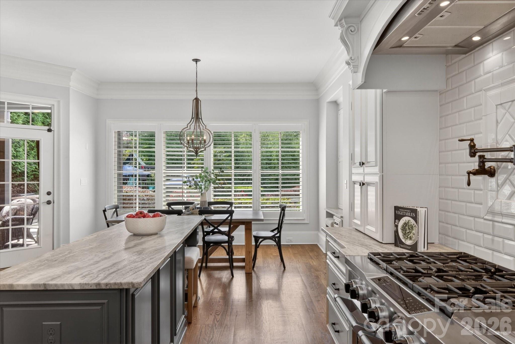 1304 Lookout Circle — Waxhaw