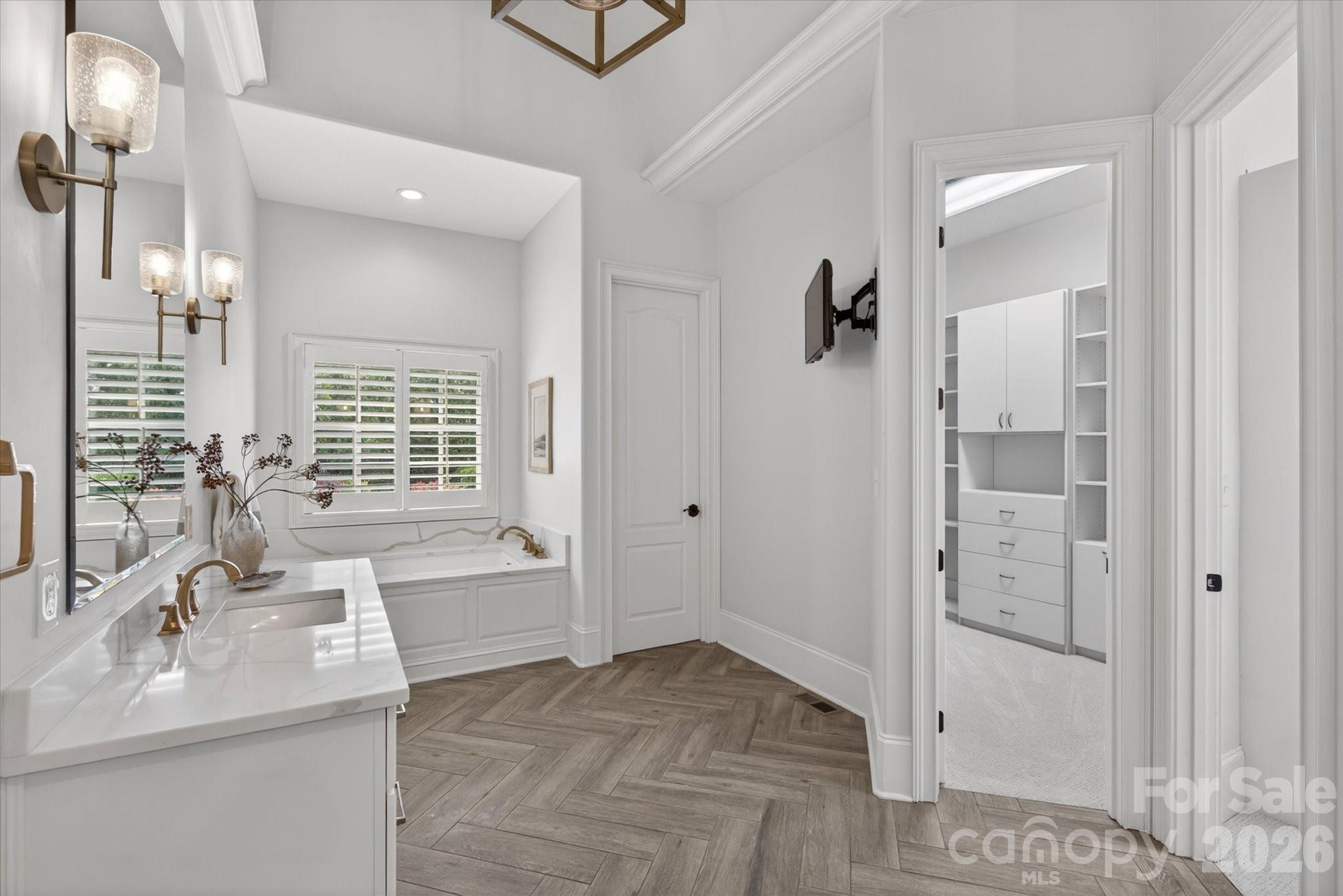 1304 Lookout Circle — Waxhaw
