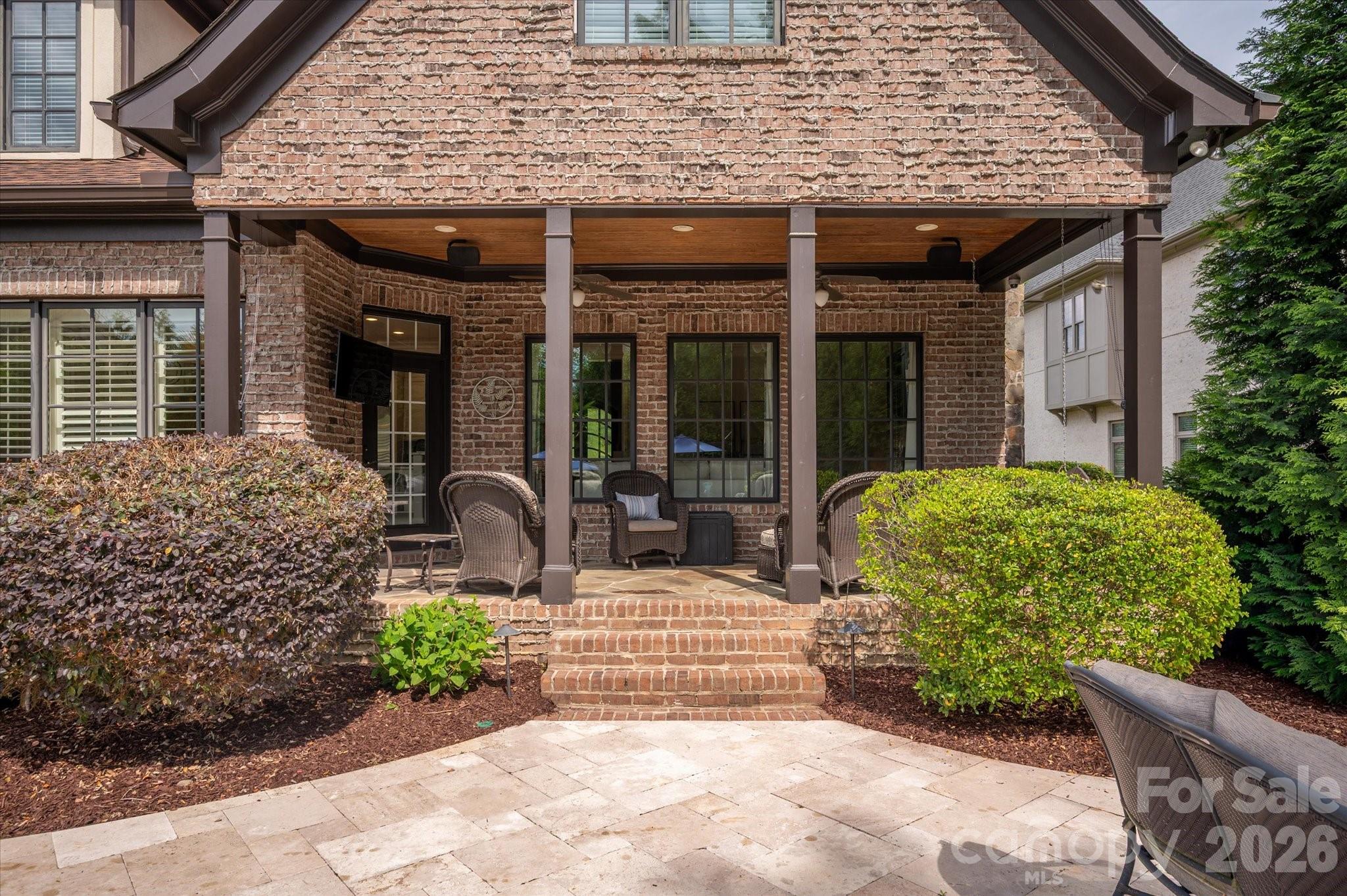 1304 Lookout Circle — Waxhaw