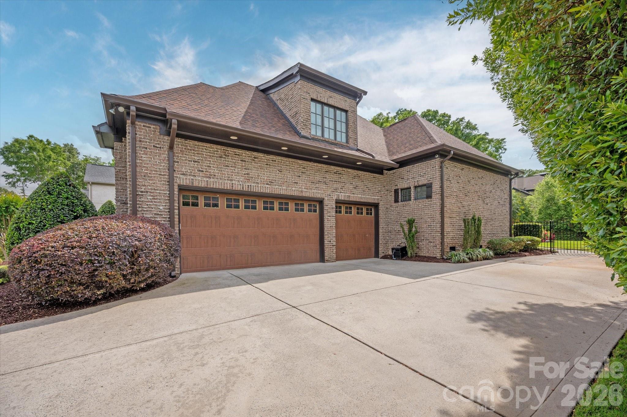 1304 Lookout Circle — Waxhaw