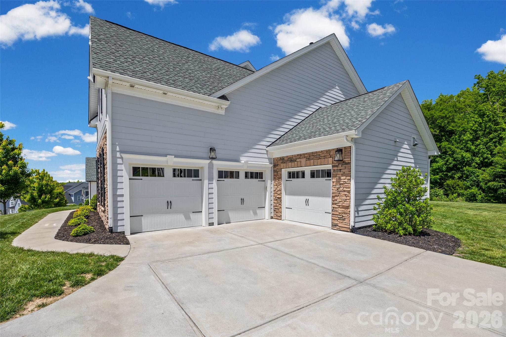323 Forsythia Lane — Tega Cay