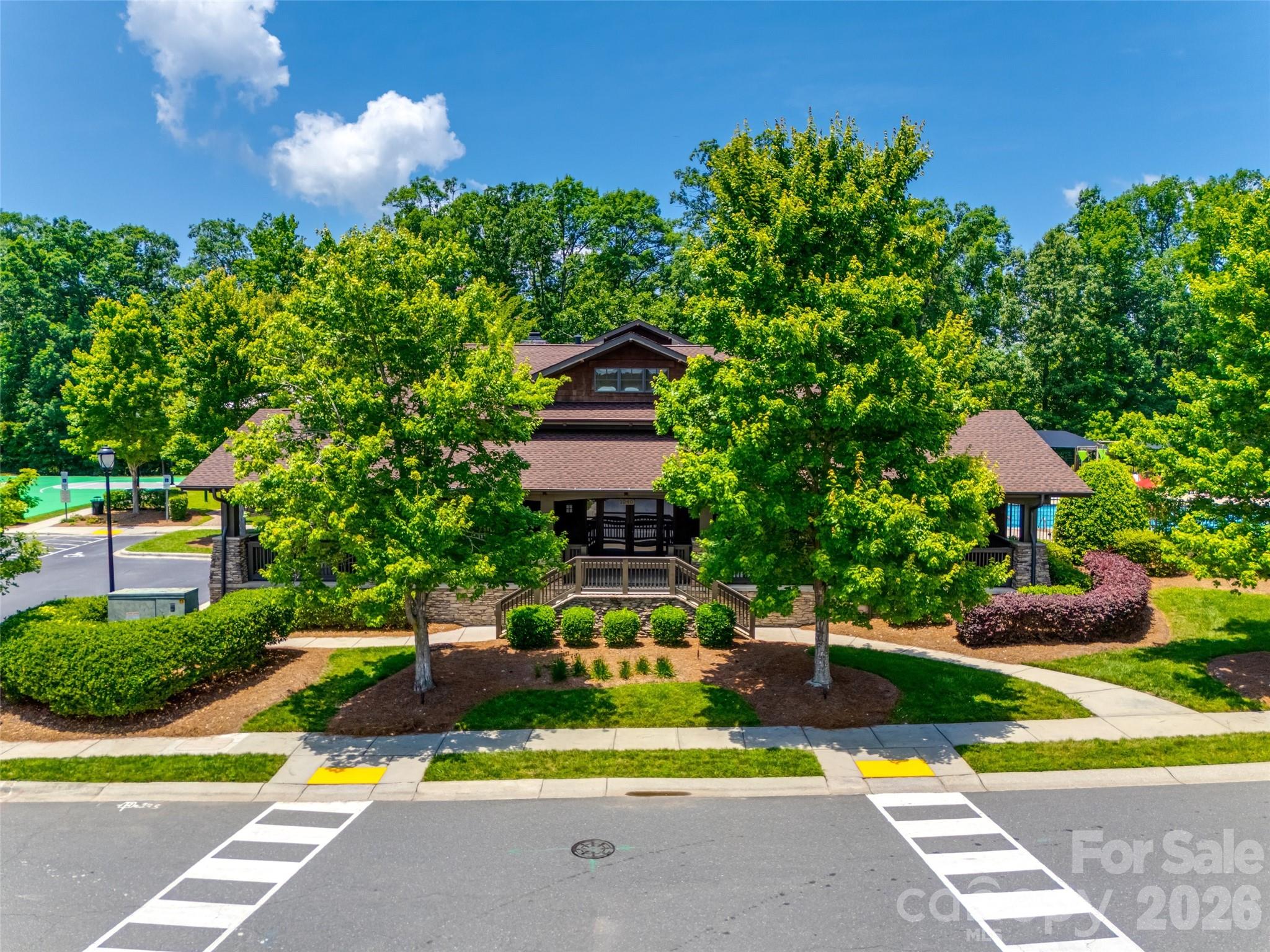 323 Forsythia Lane — Tega Cay