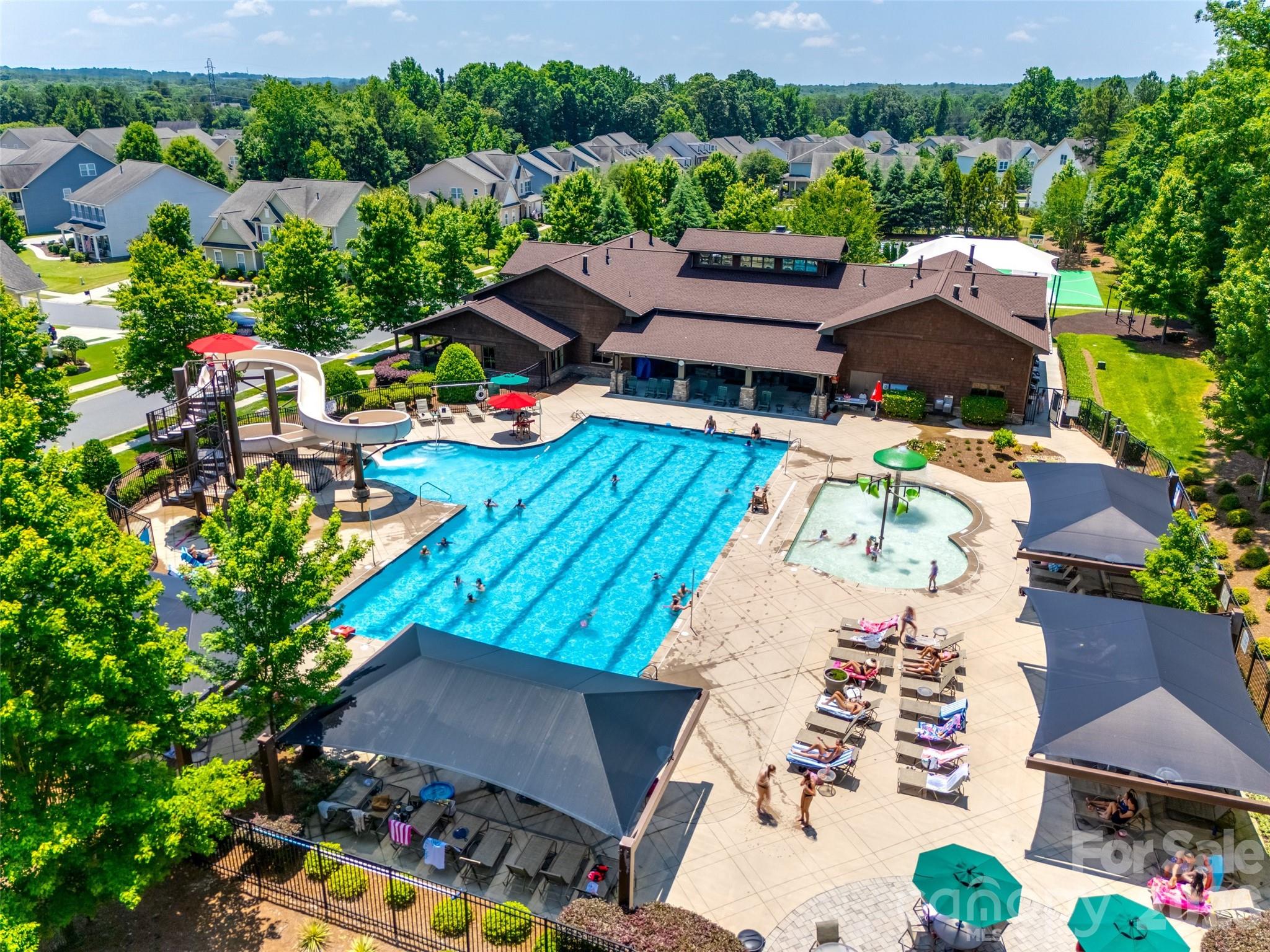 323 Forsythia Lane — Tega Cay