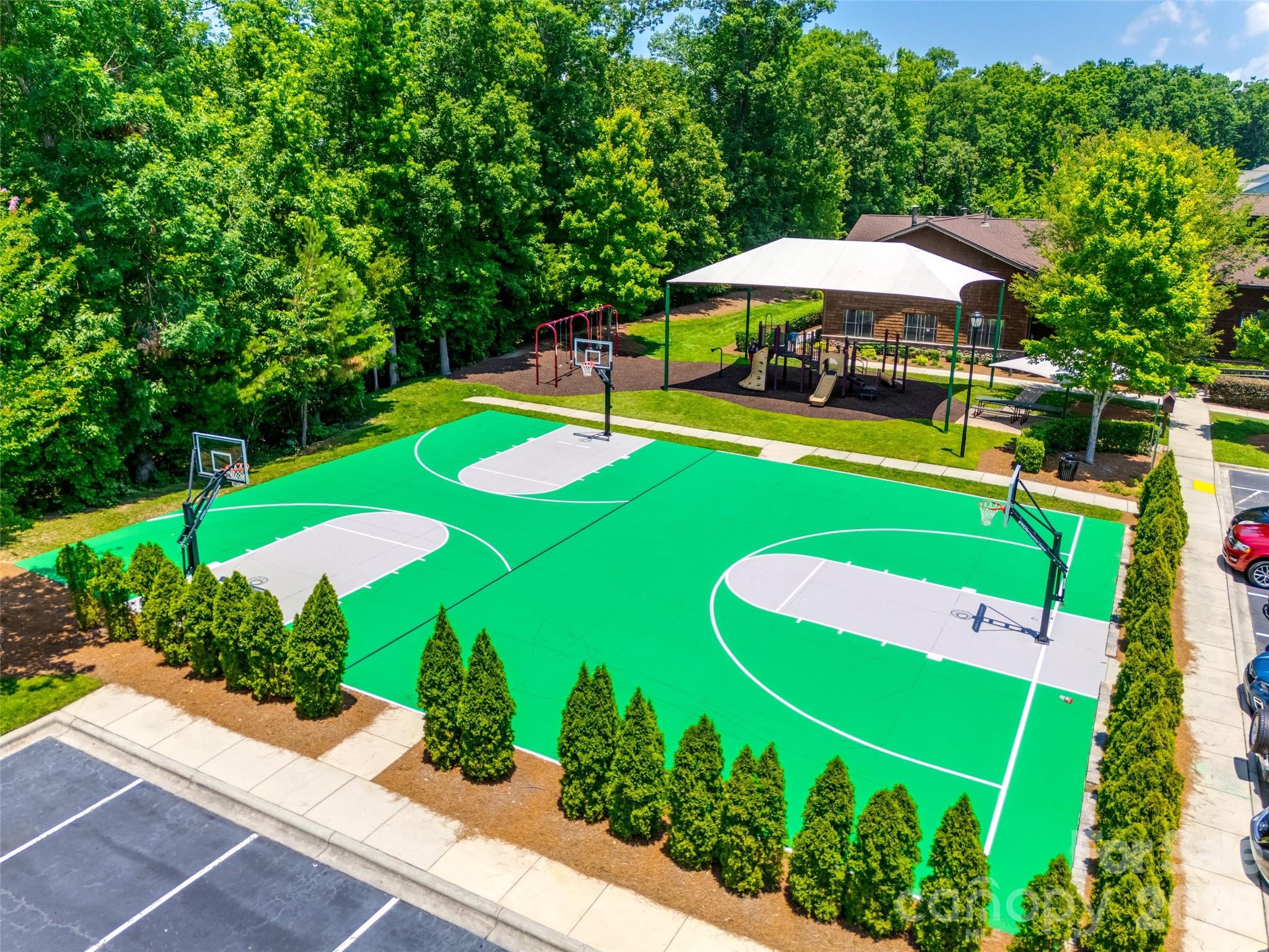 323 Forsythia Lane — Tega Cay