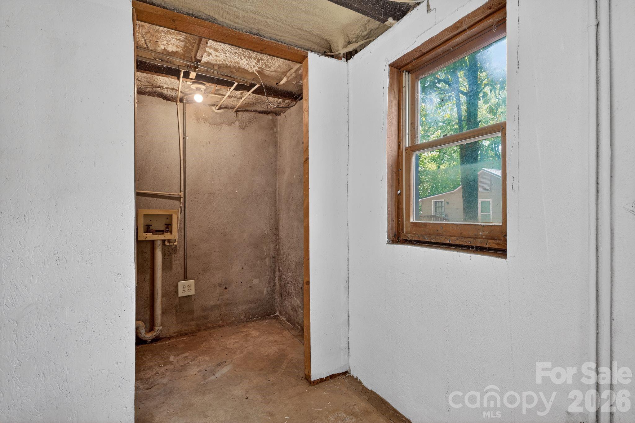 801 Woodlawn Avenue SW — Valdese