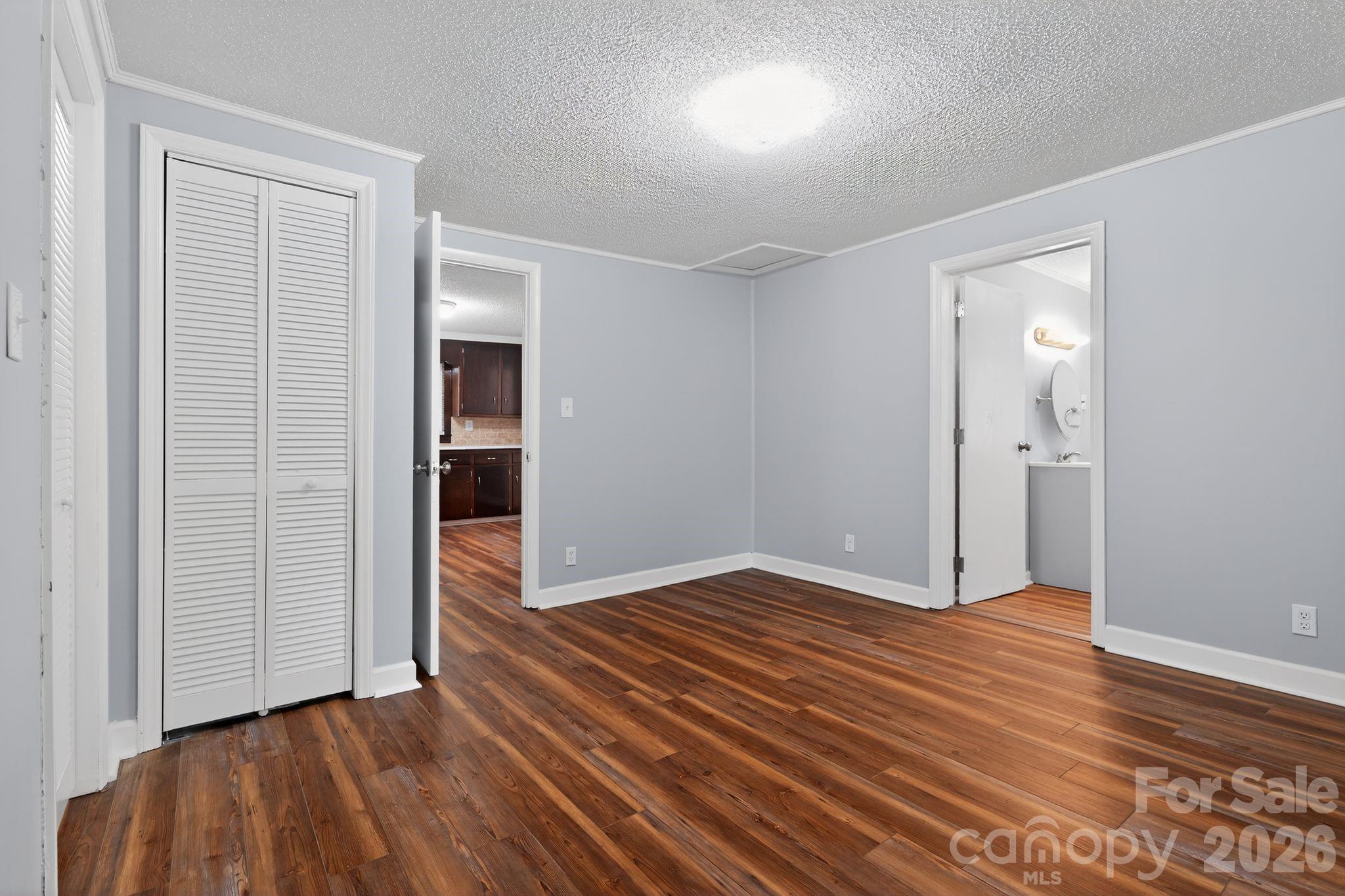 801 Woodlawn Avenue SW — Valdese