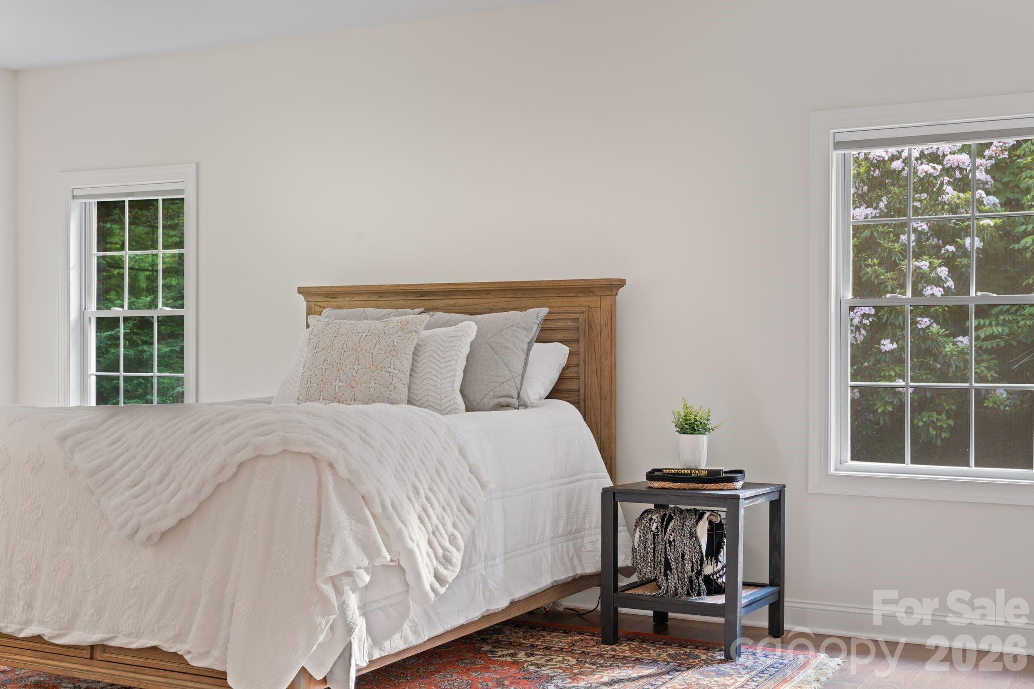 2508 Carriage Falls Court — Hendersonville