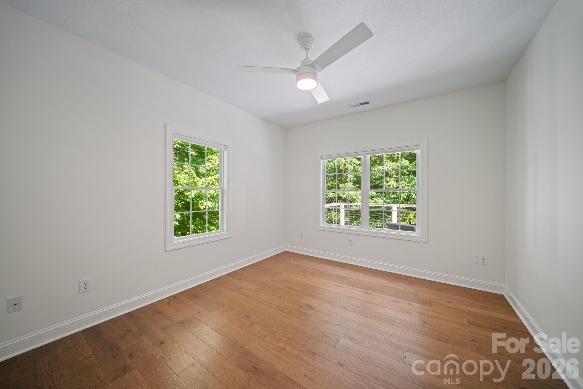 2508 Carriage Falls Court — Hendersonville