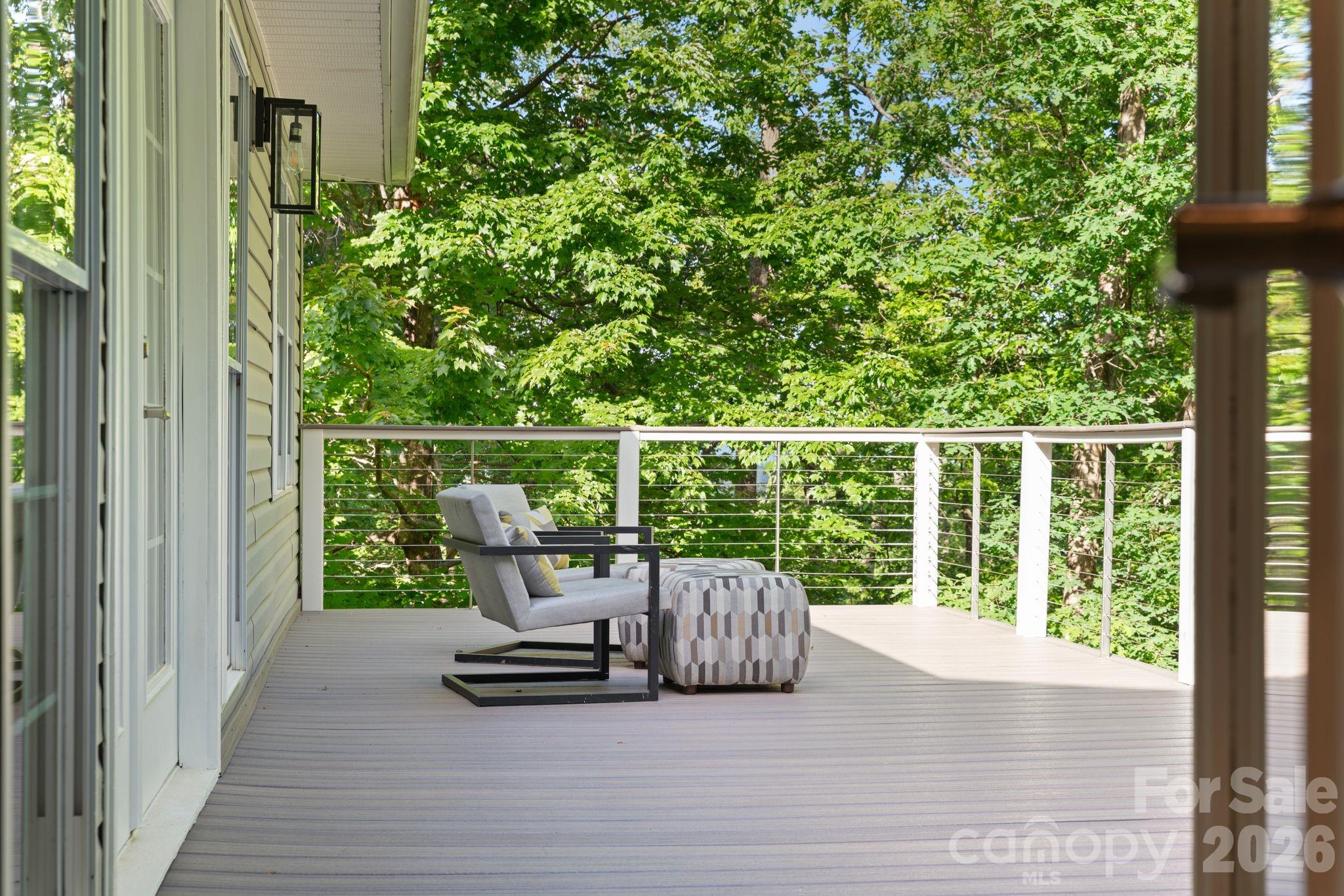 2508 Carriage Falls Court — Hendersonville