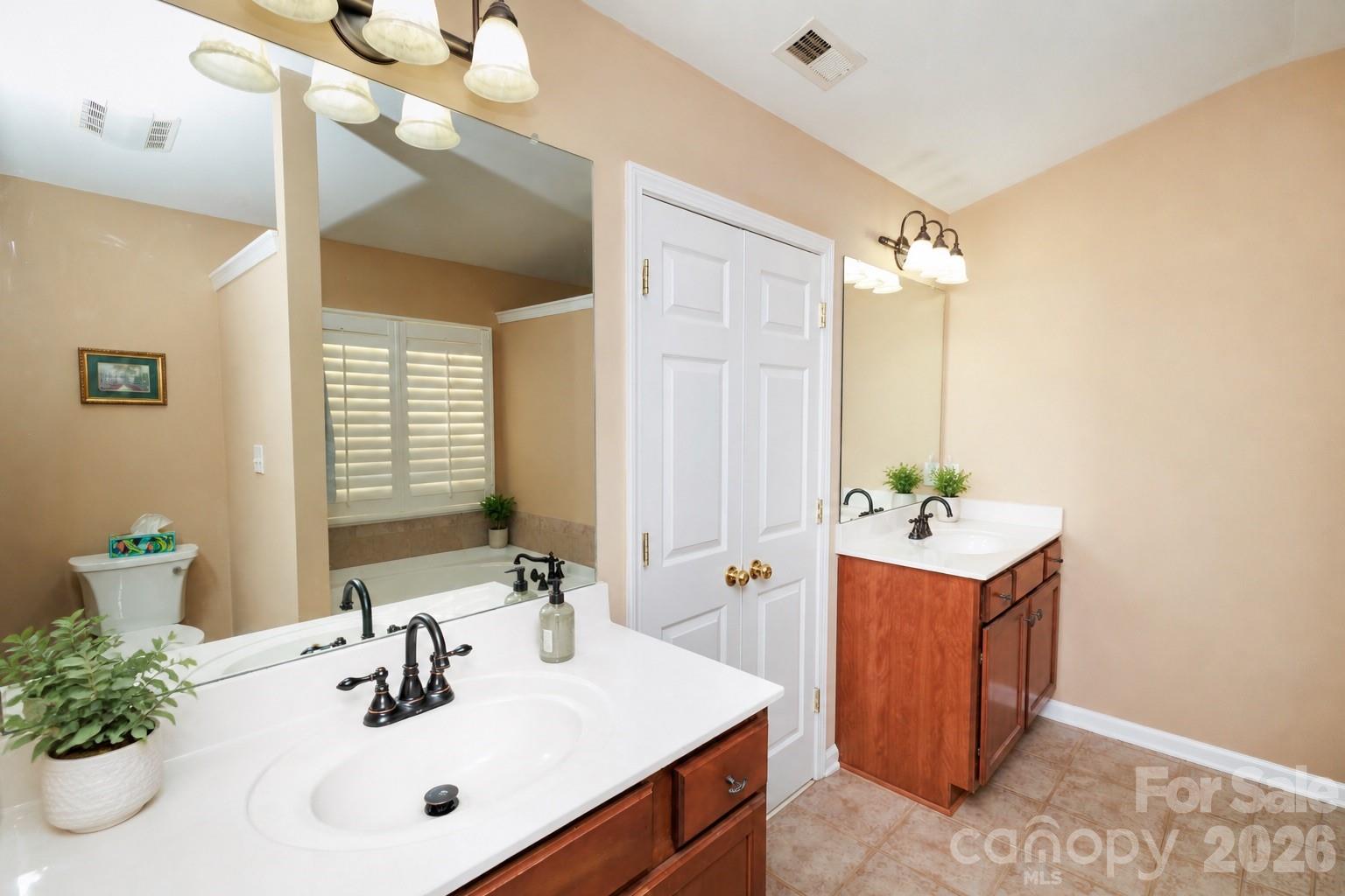 1457 Prestbury Road NW — Concord
