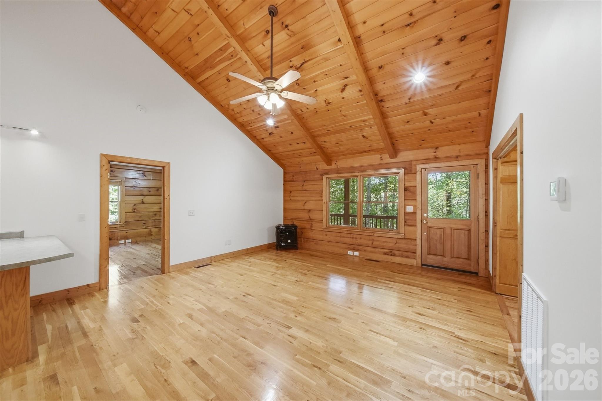 6220 Sunny Drive — Newland
