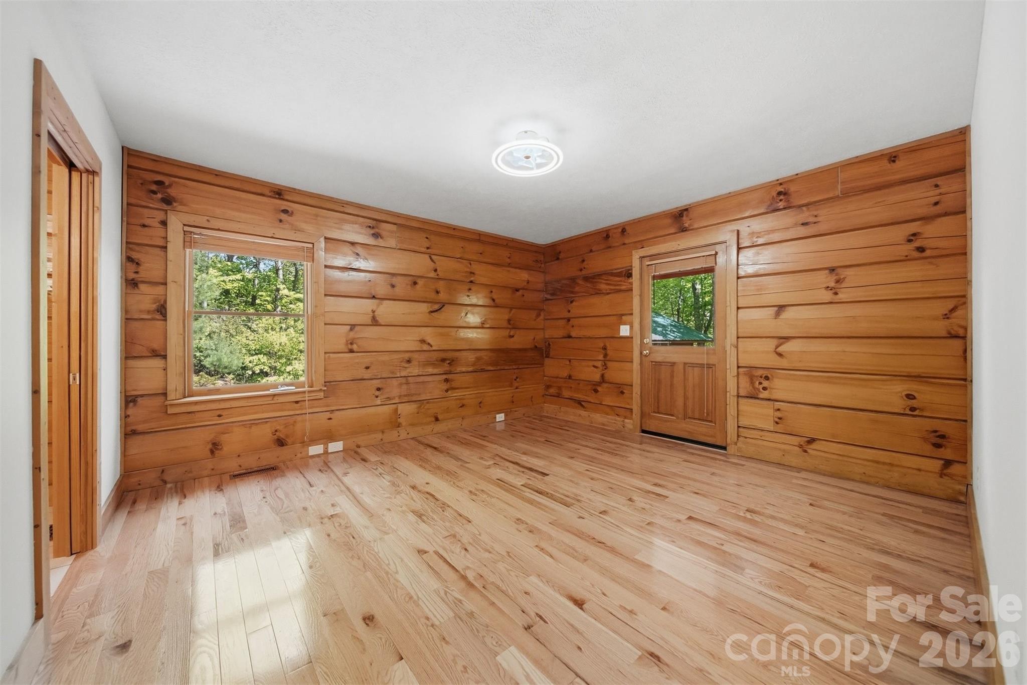 6220 Sunny Drive — Newland