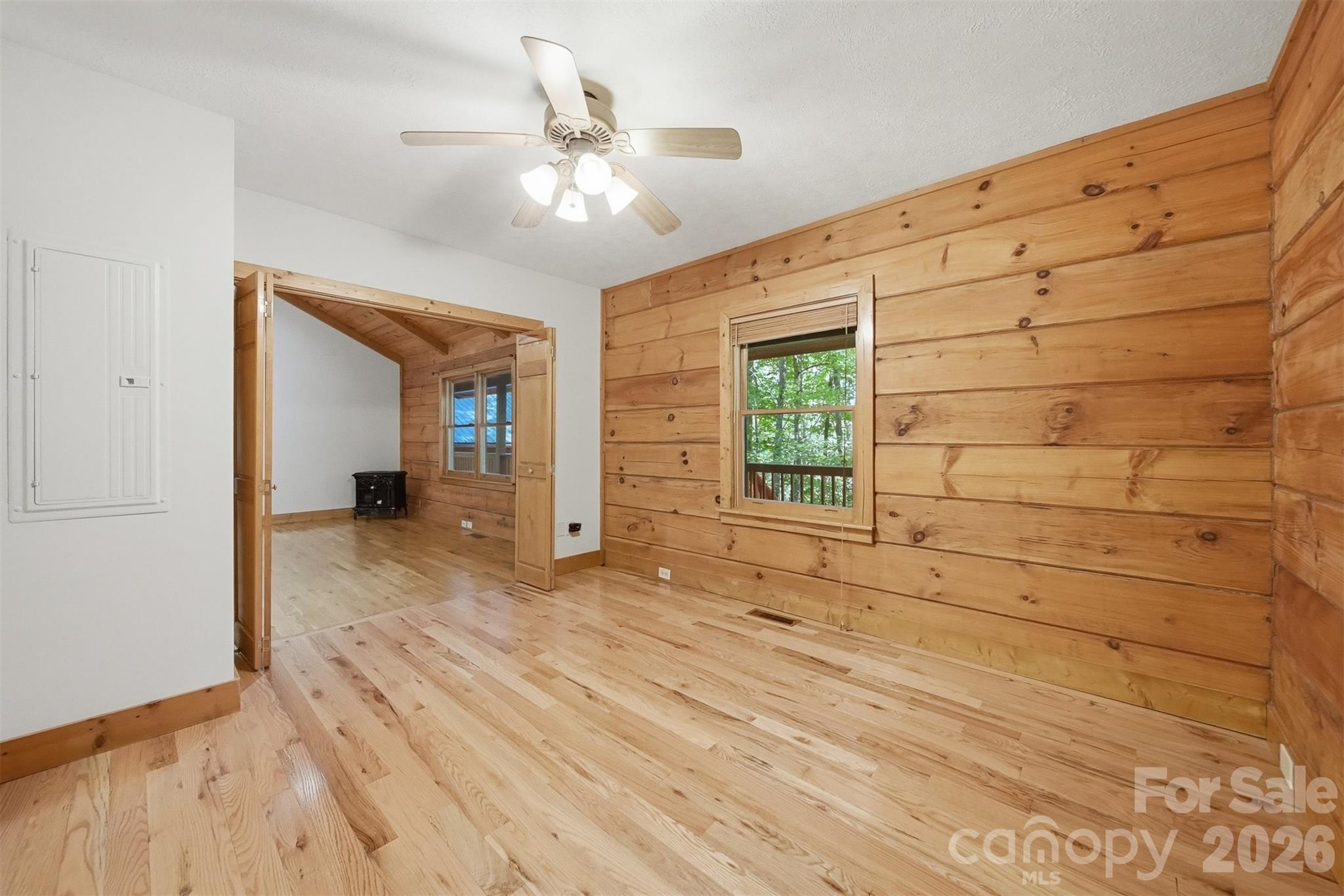 6220 Sunny Drive — Newland
