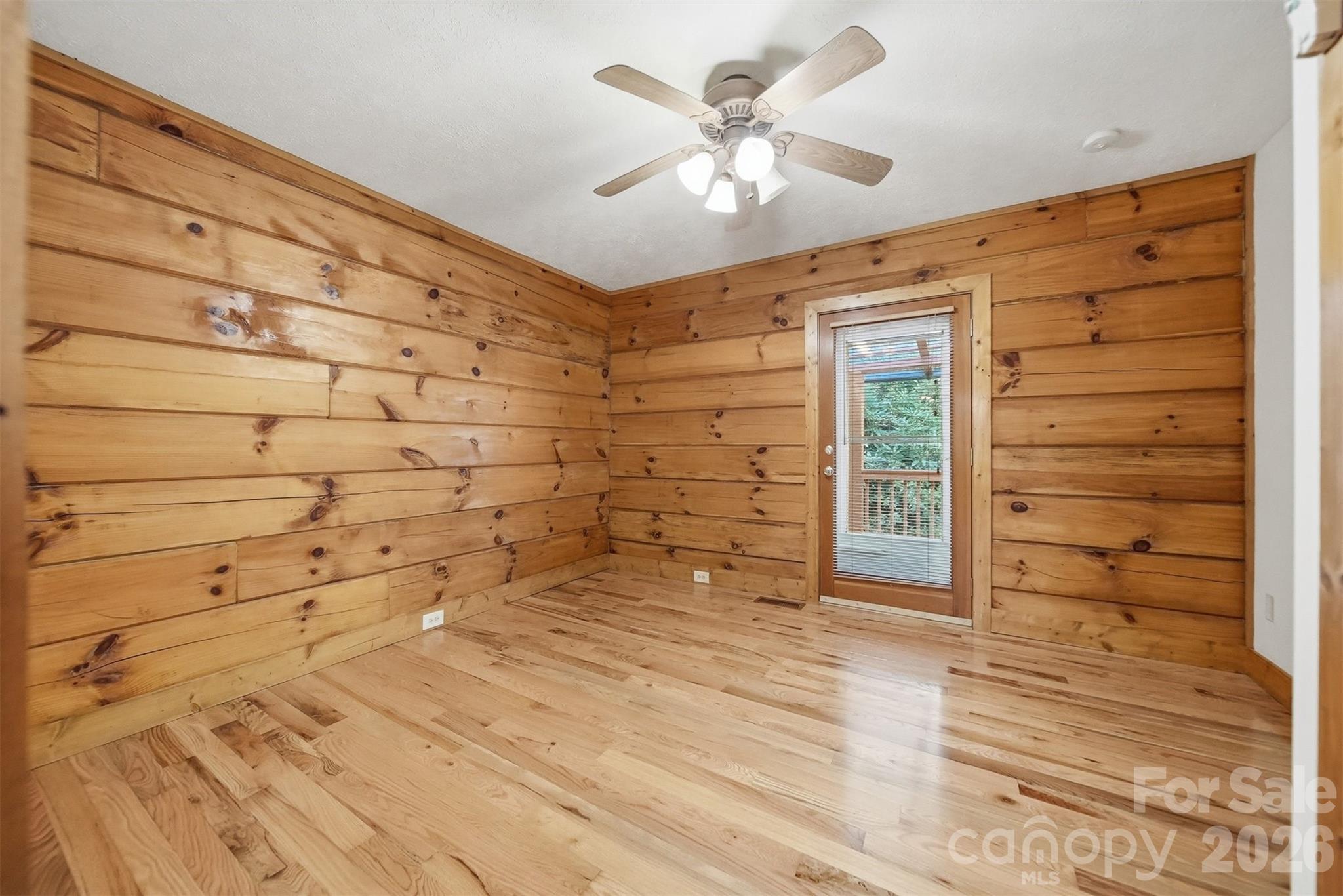 6220 Sunny Drive — Newland