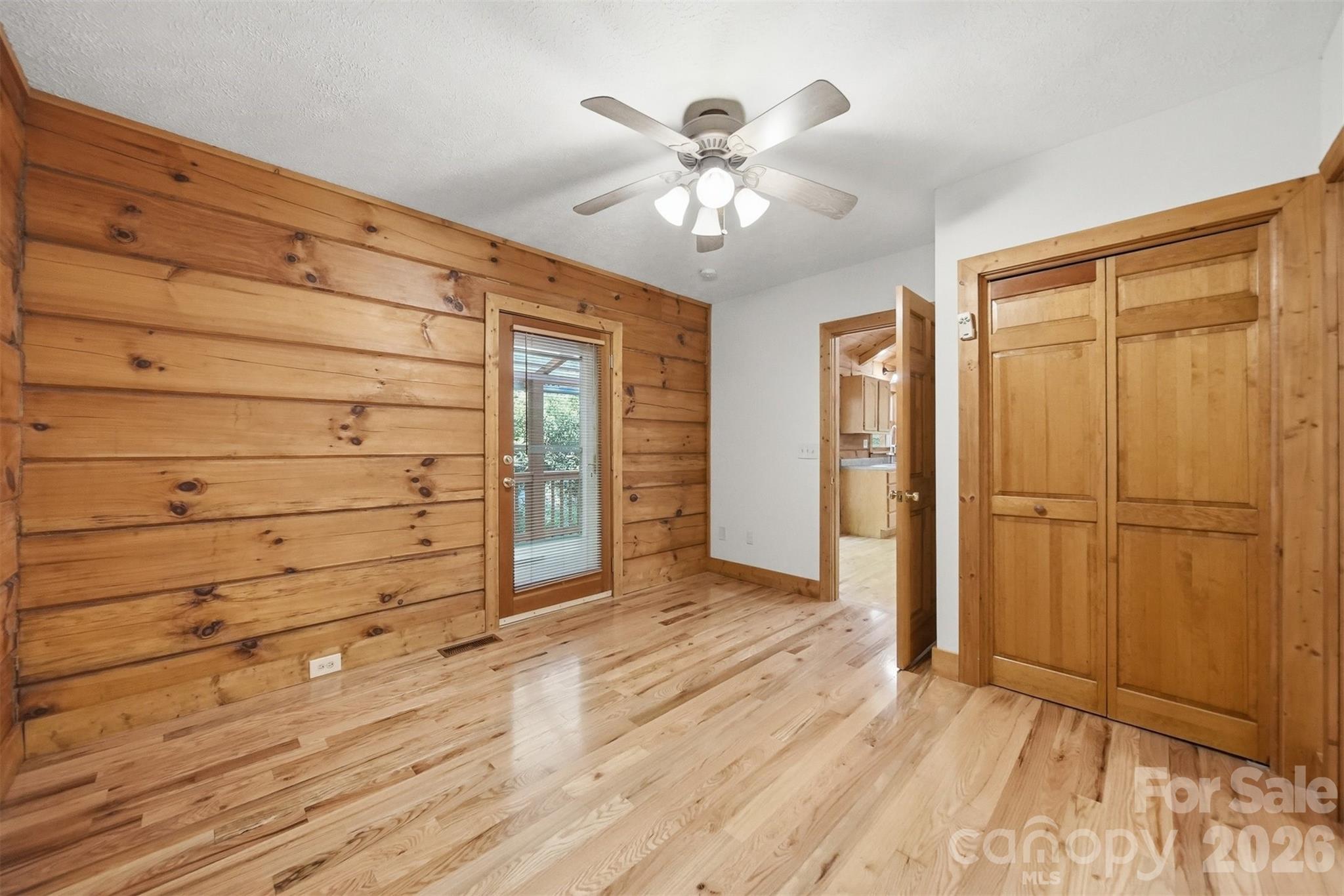 6220 Sunny Drive — Newland