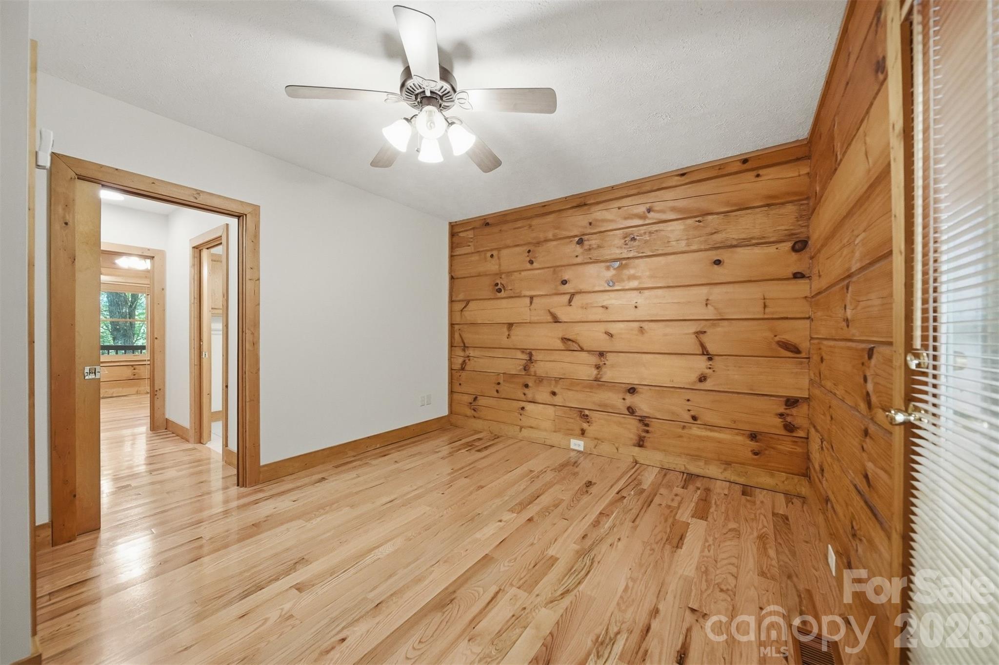 6220 Sunny Drive — Newland