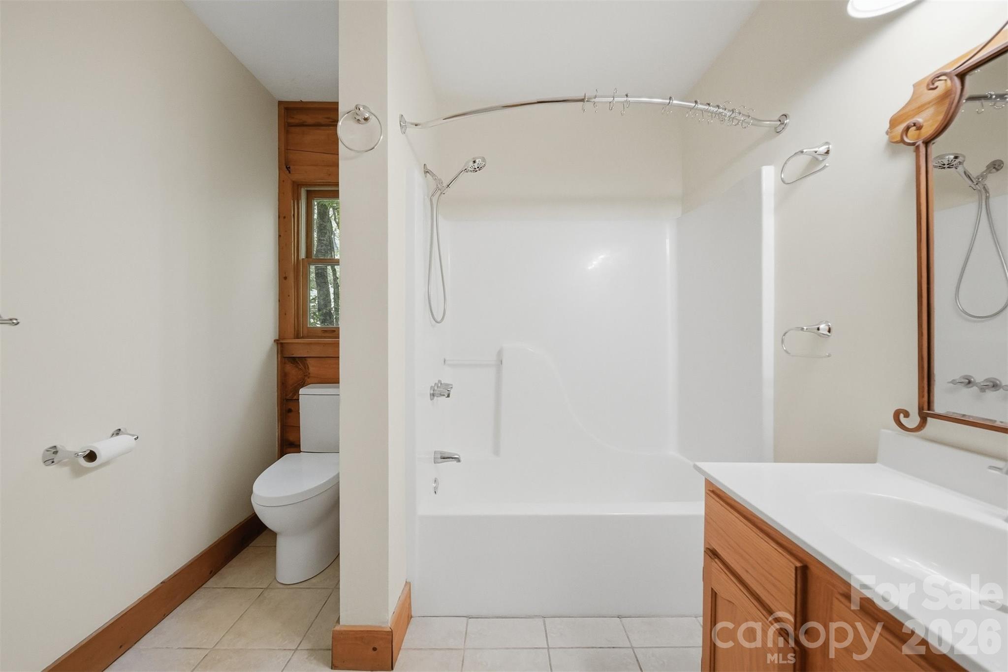 6220 Sunny Drive — Newland