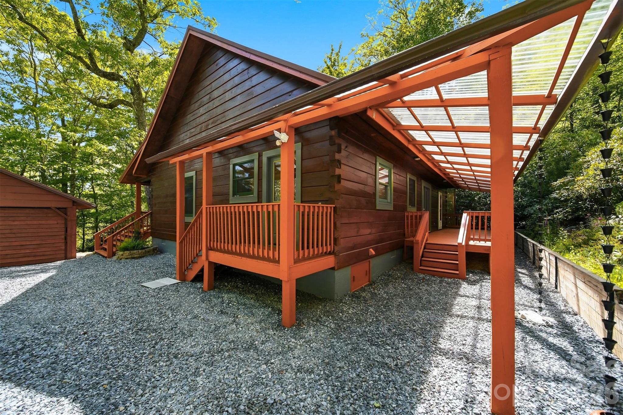 6220 Sunny Drive — Newland