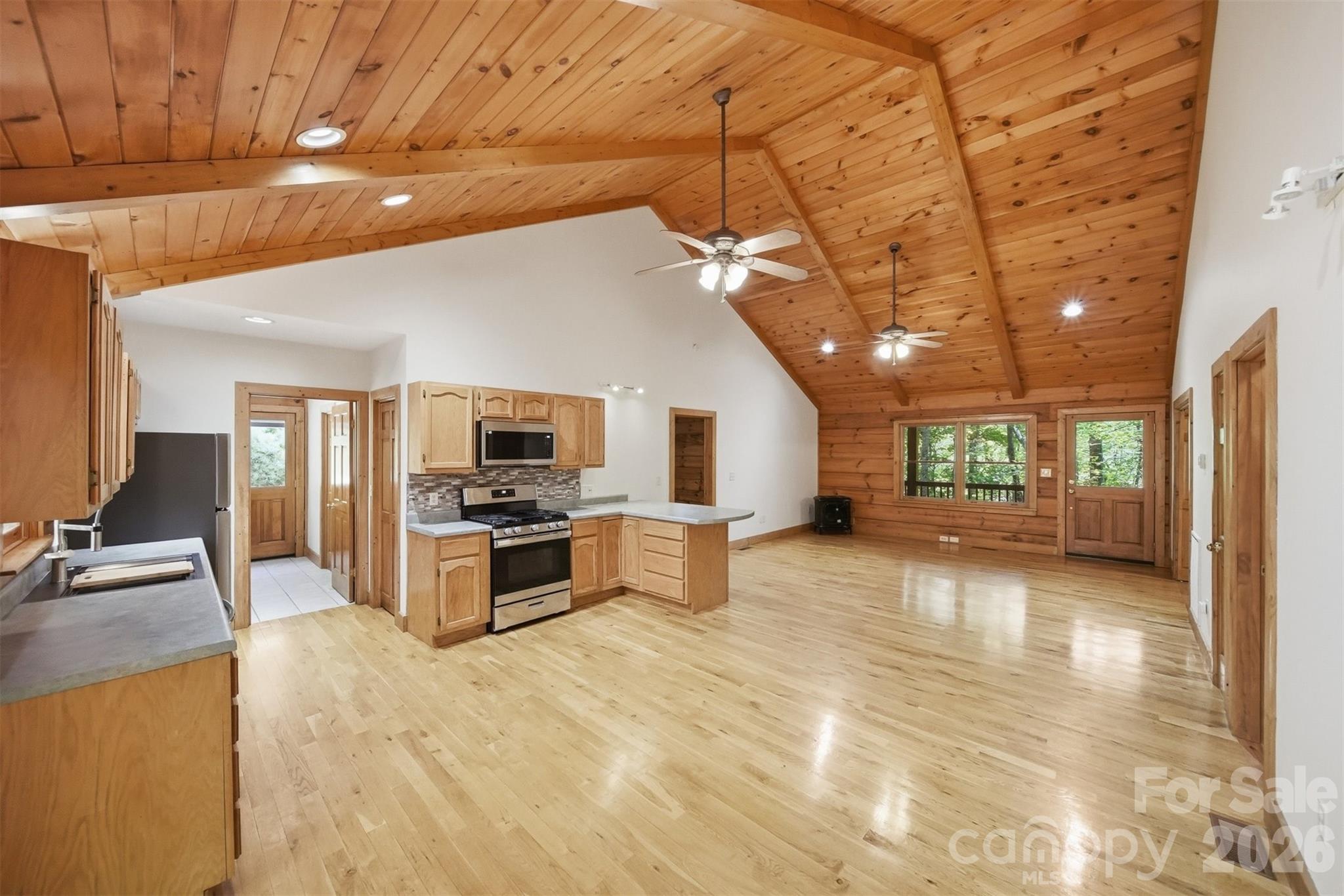 6220 Sunny Drive — Newland