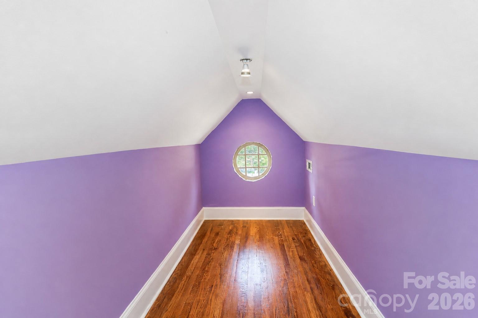 820 Woodland Road — Statesville
