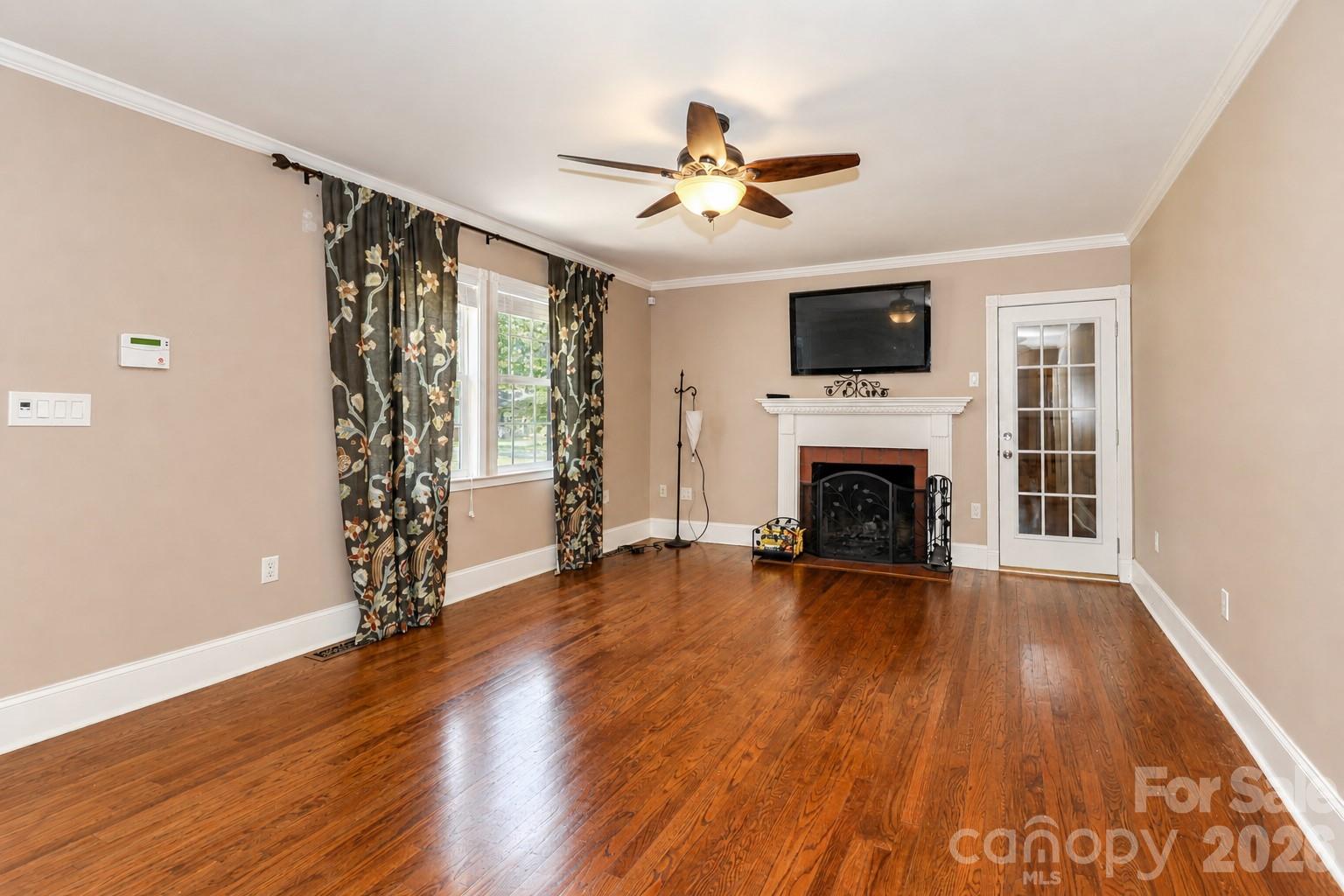 820 Woodland Road — Statesville