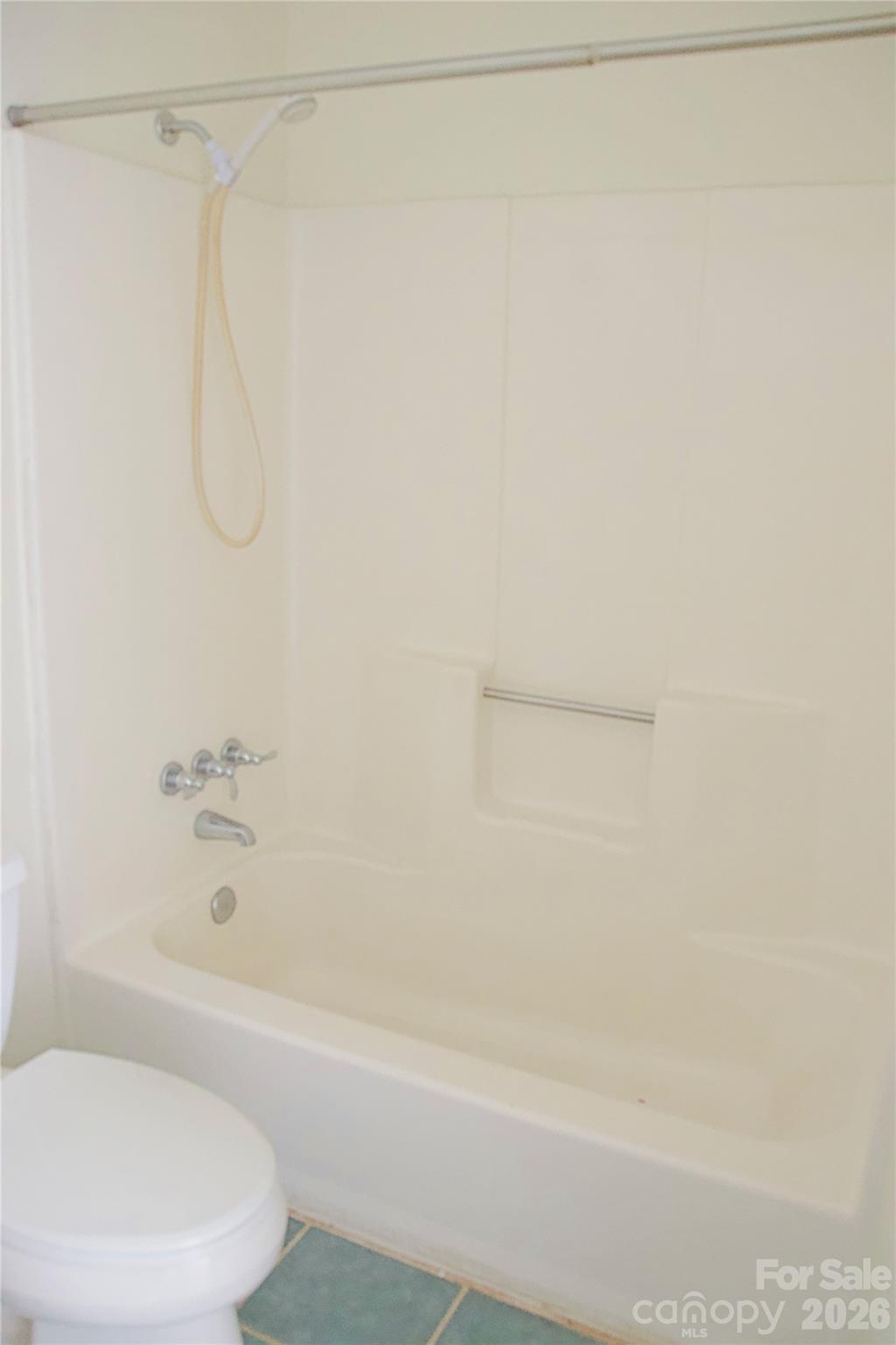 1610 Eagles Place #J-204 — Rock Hill
