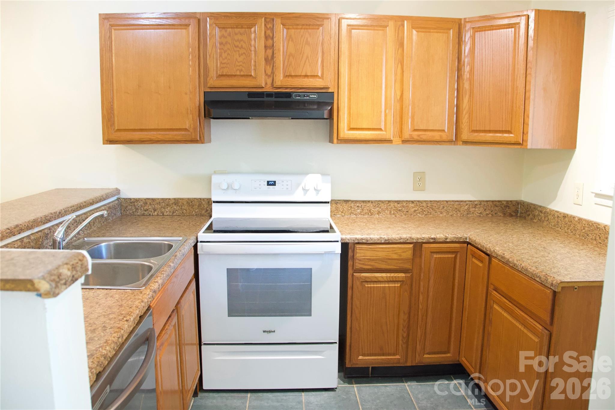 1610 Eagles Place #J-204 — Rock Hill