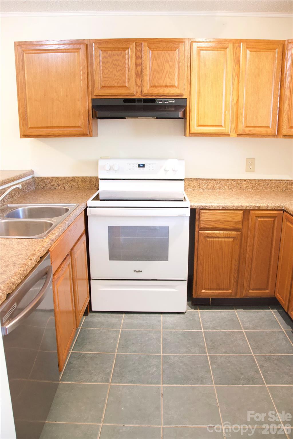 1610 Eagles Place #J-204 — Rock Hill